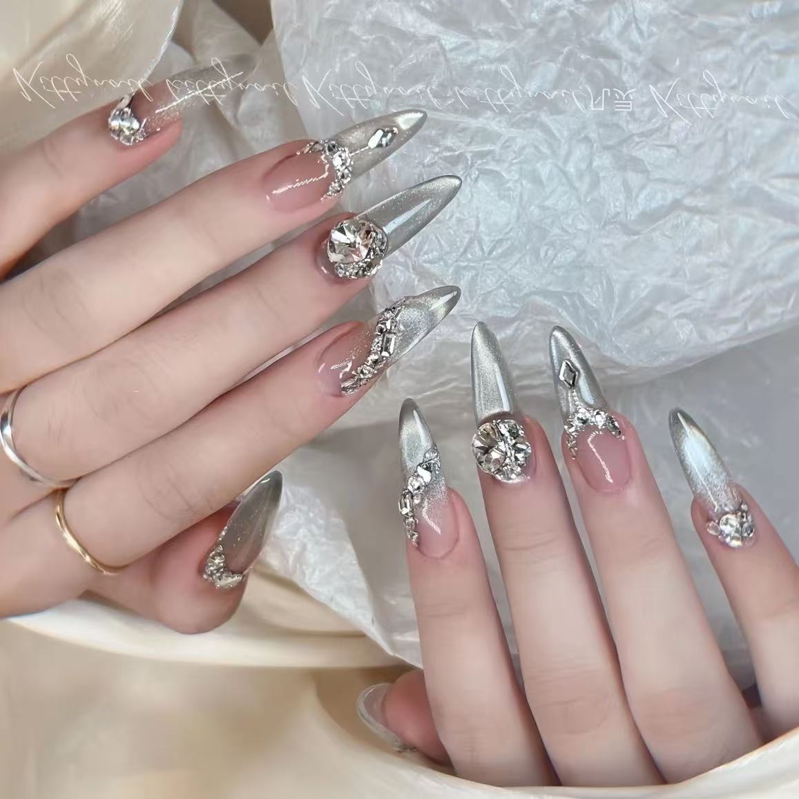 Handmade nail art wearable nail light luxury flash cat's eye flash diamond high-end atmosphere French white wedding nails fake nail stickers