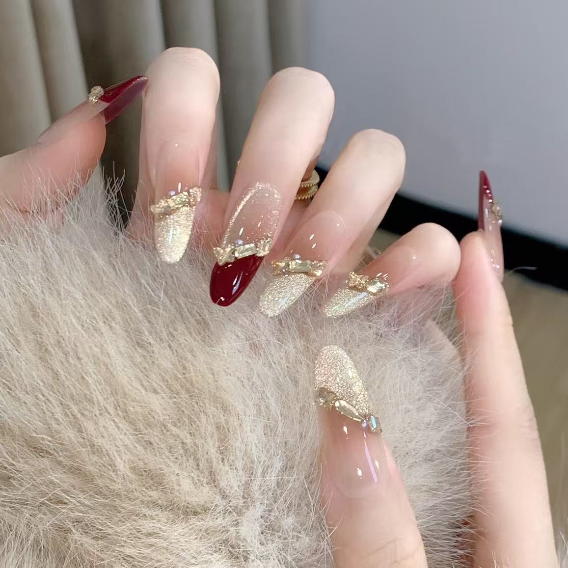 Elegant Glitter Acrylic Nails