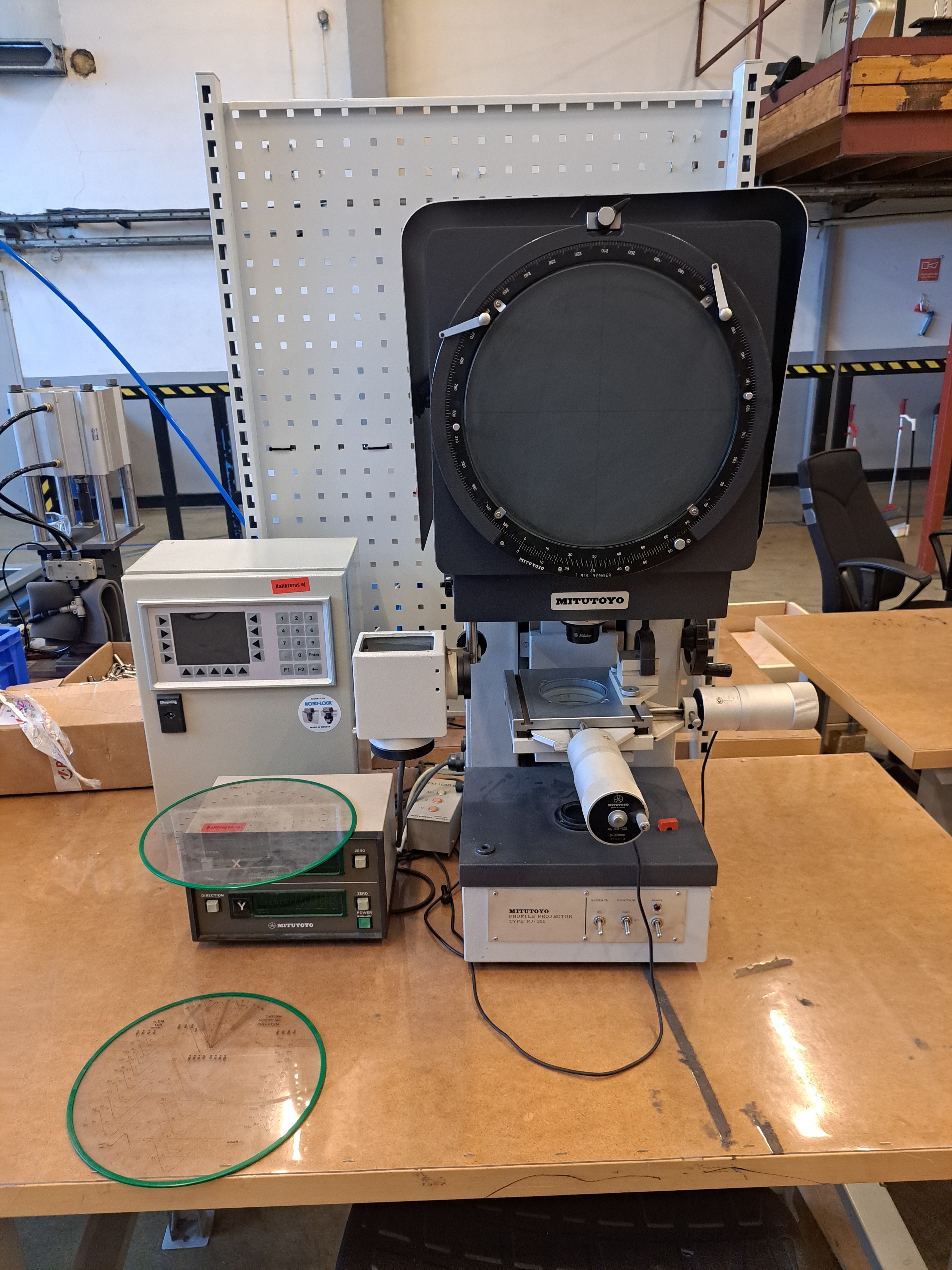 Dịch Vụ Bảo Dưỡng Profile Projector Mitutoyo