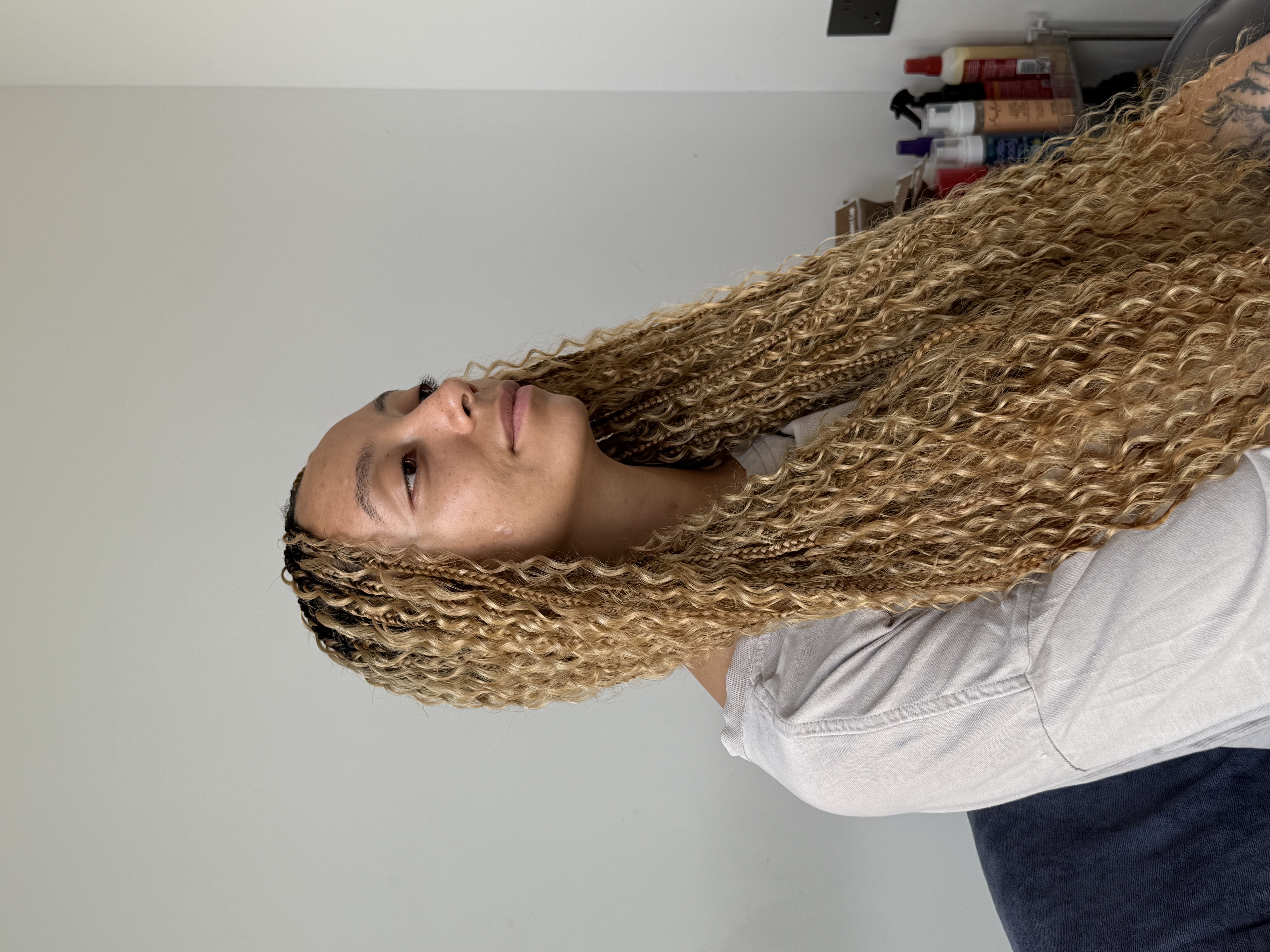 Knotless braids 