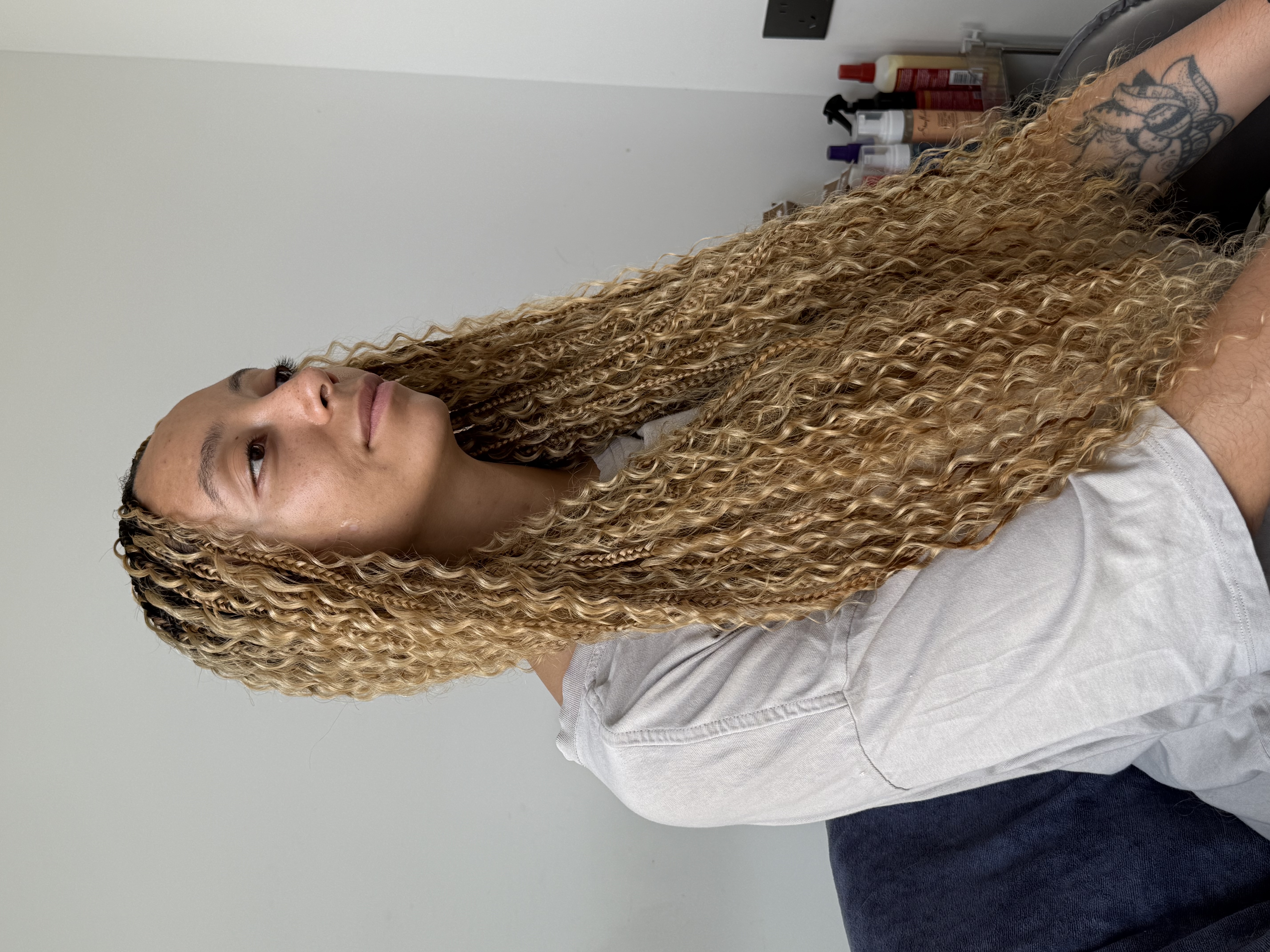 Knotless braids 