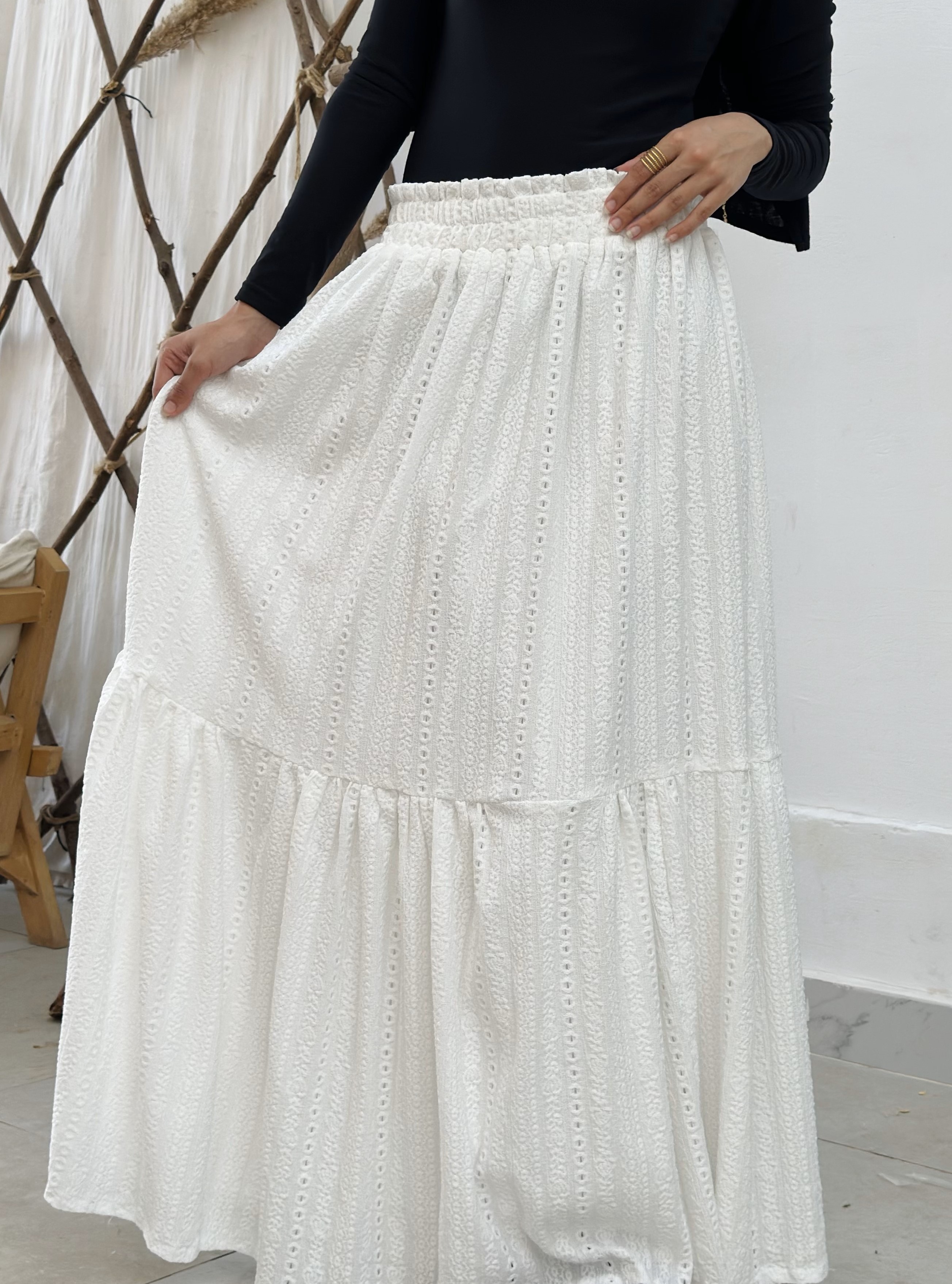 White  Skirt