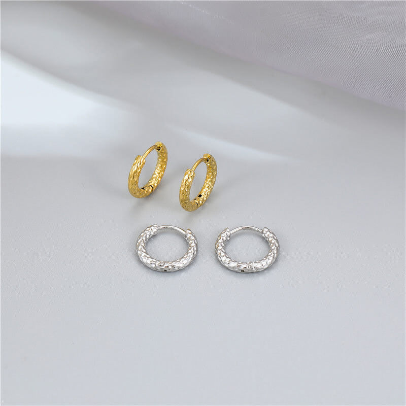 Textured Hoop Earrings 