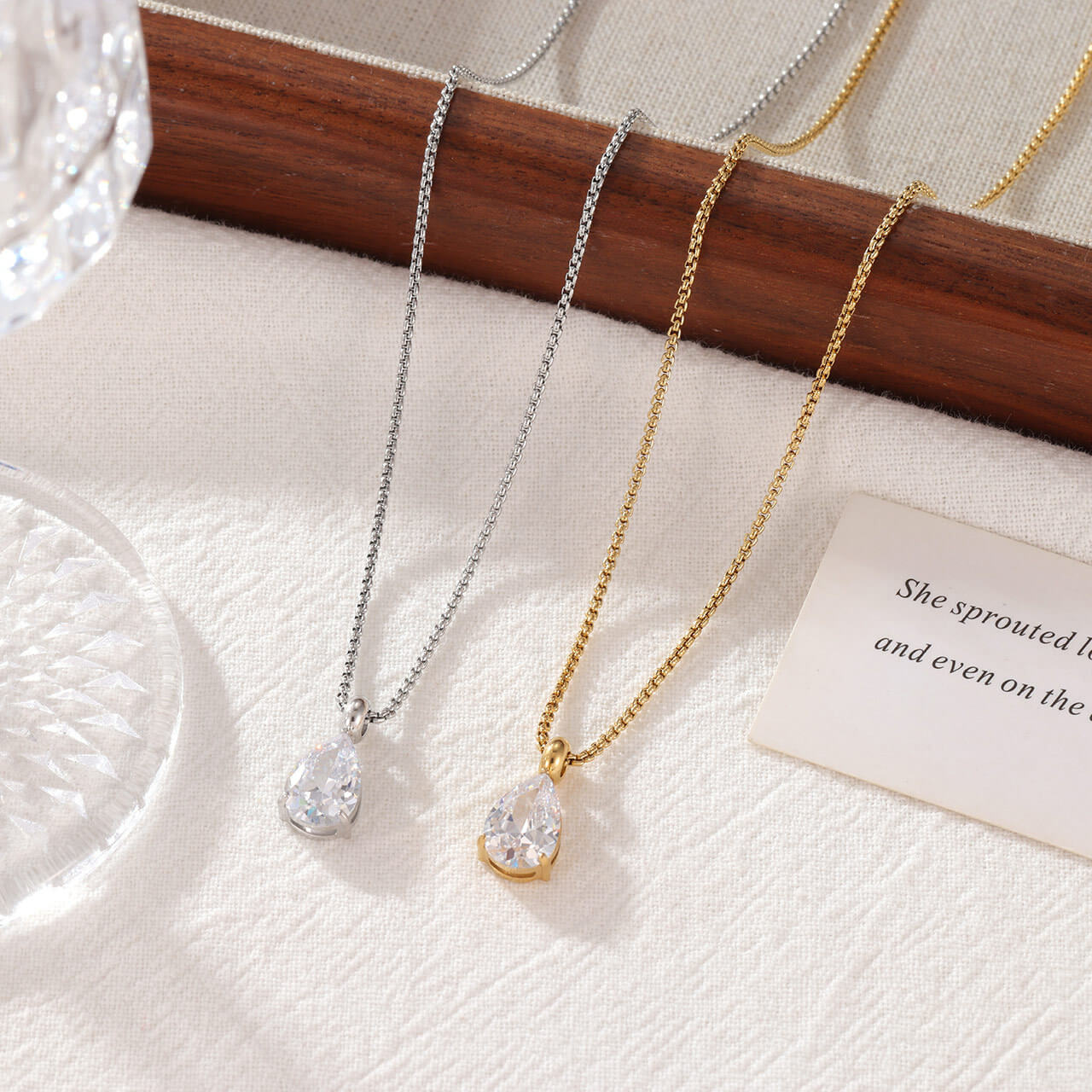 Elegant Teardrop Crystal Necklace