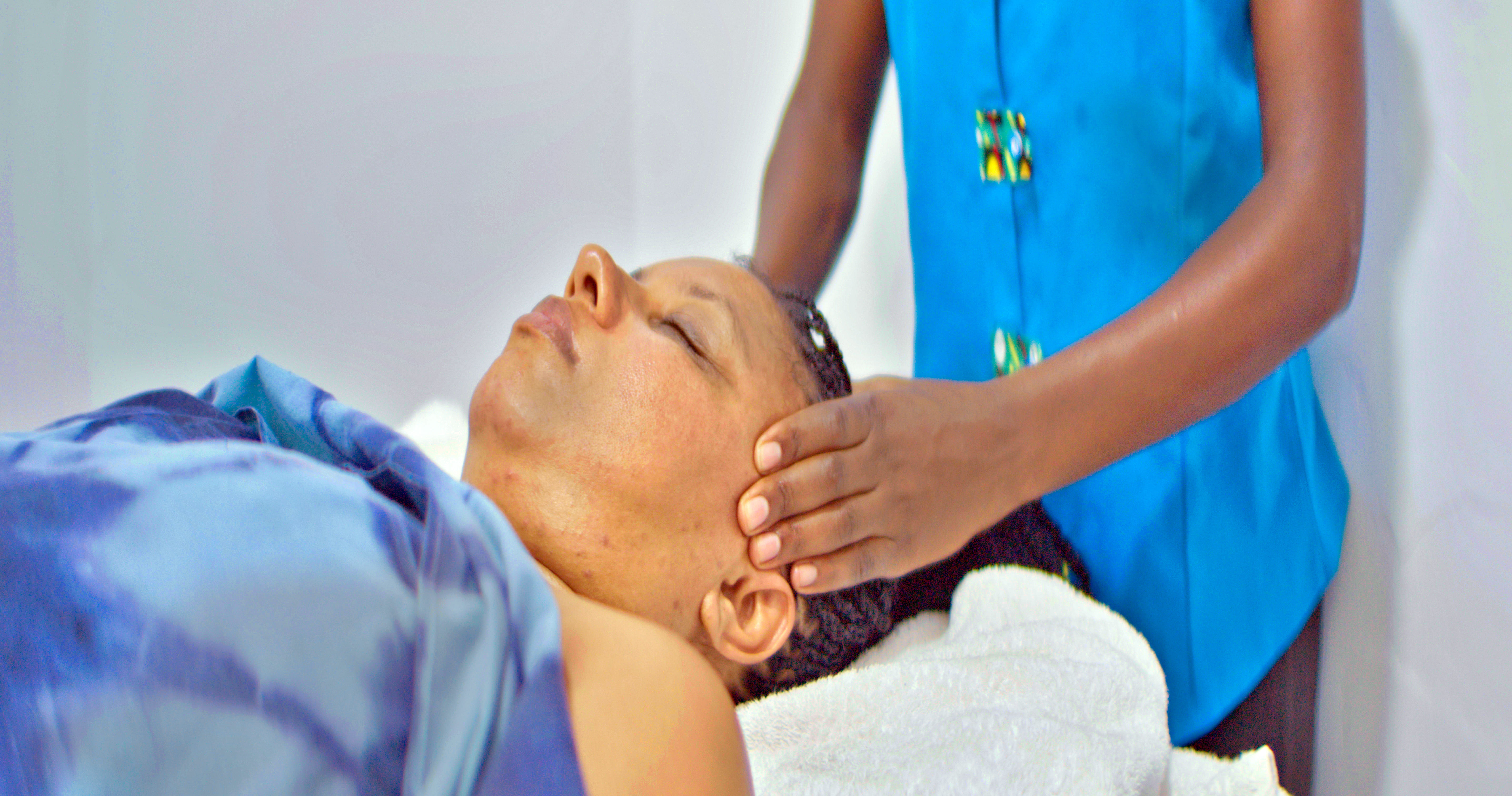 Express Facial Treatment - Quick Refresh 