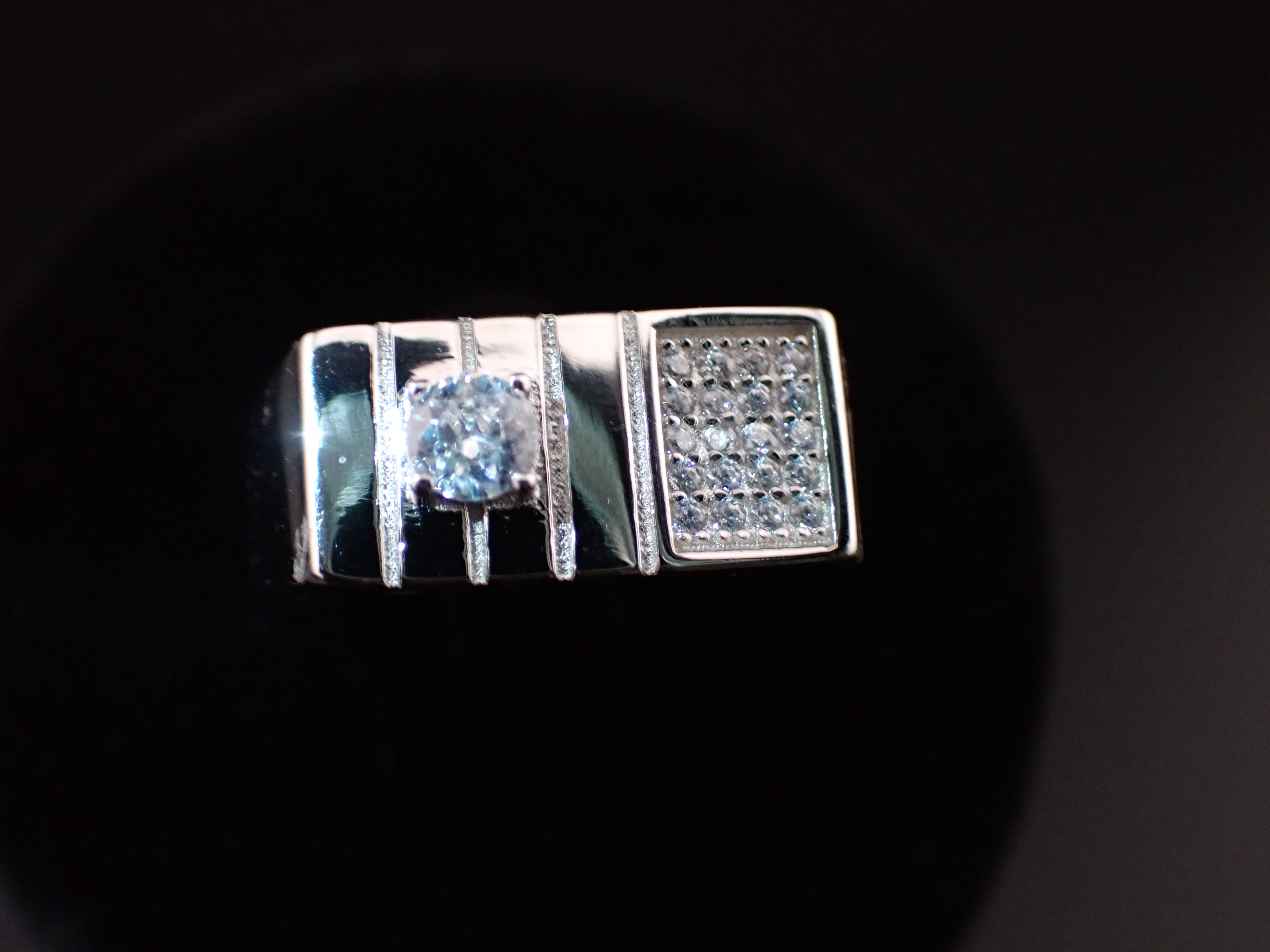 Charming Silver Ring