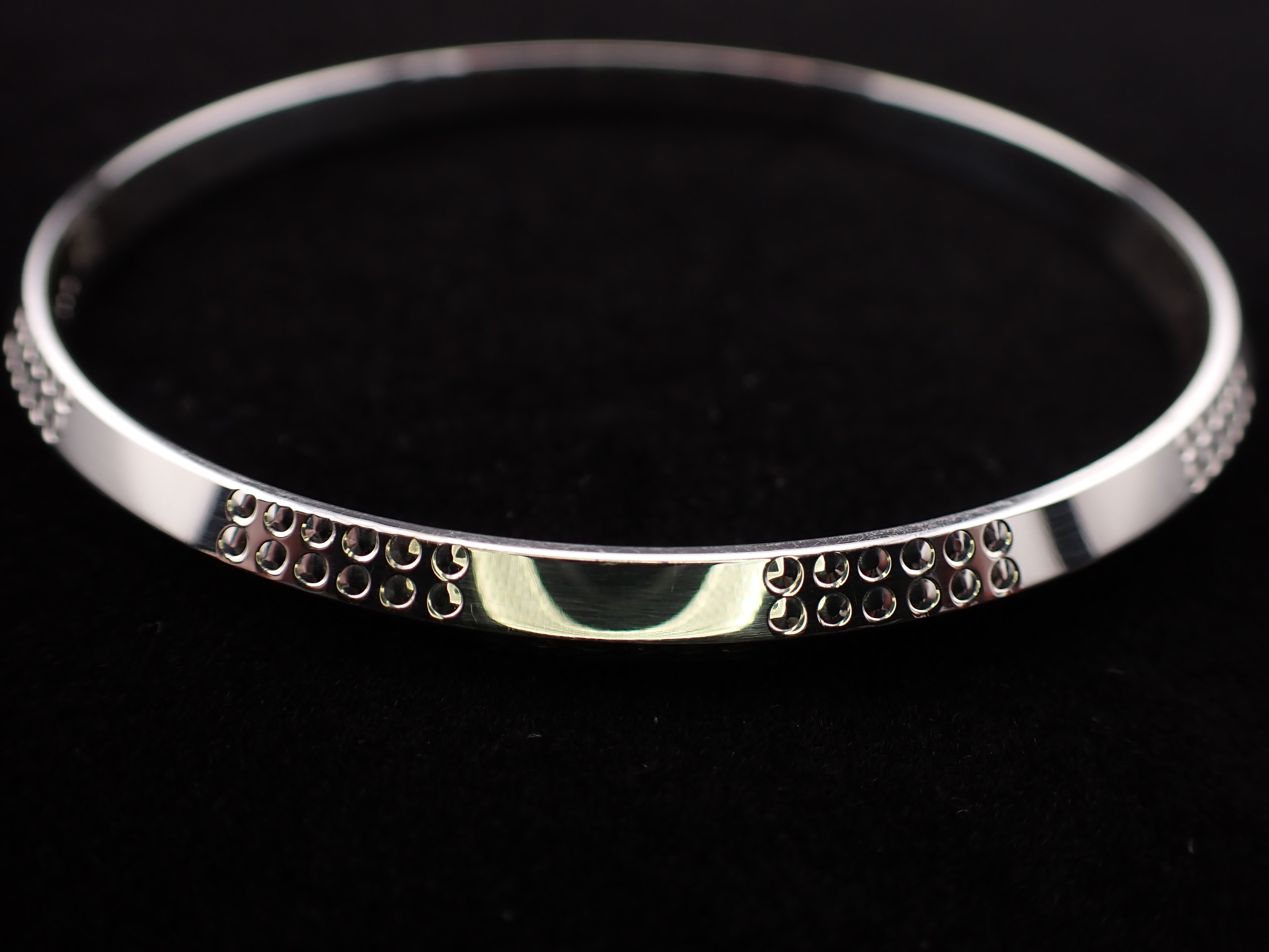 Elegant Silver Kada Bangle