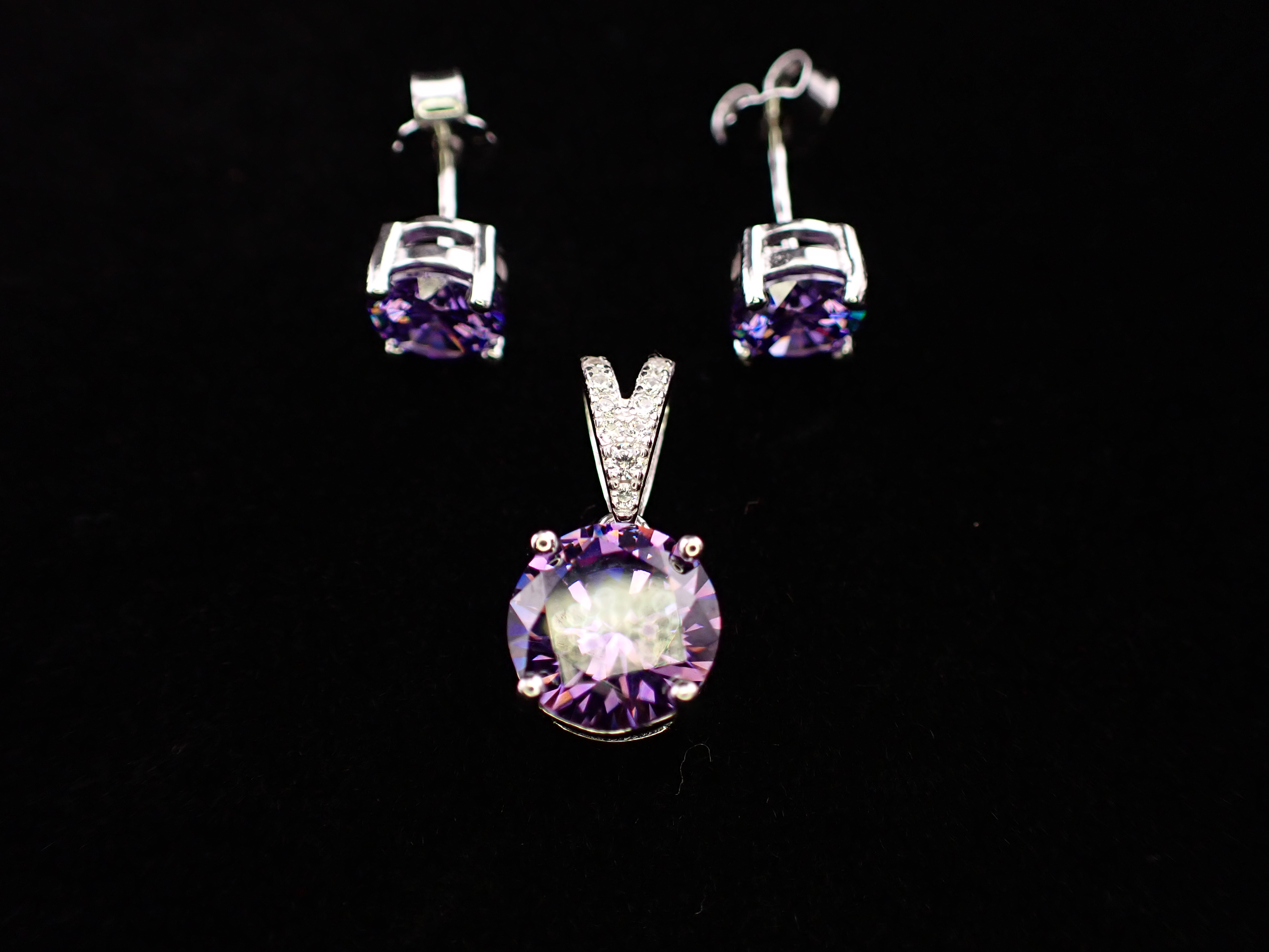 Violet Earrings and Pendant Jewellery Set