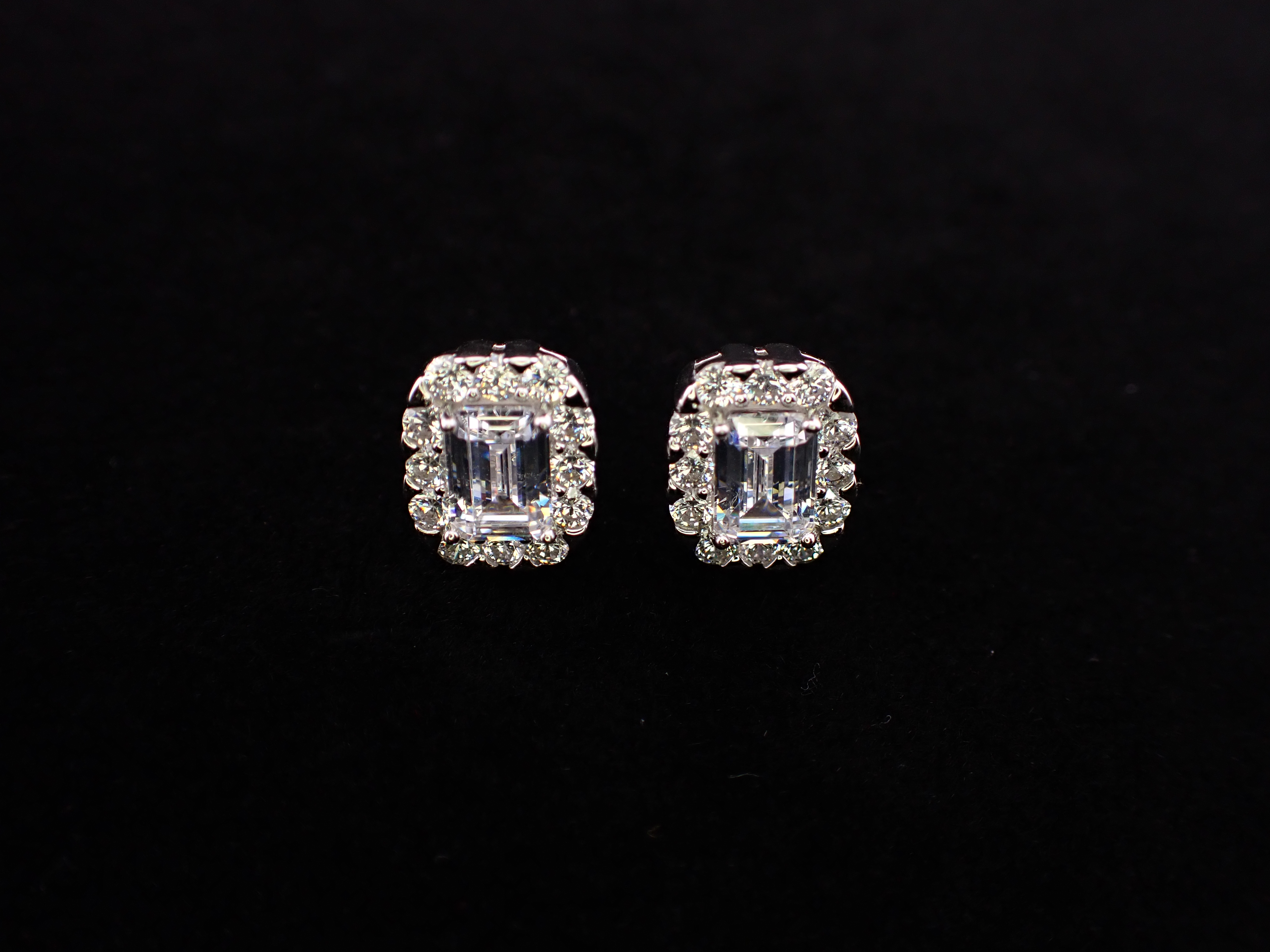 Elegant Crystal Jewelry Set