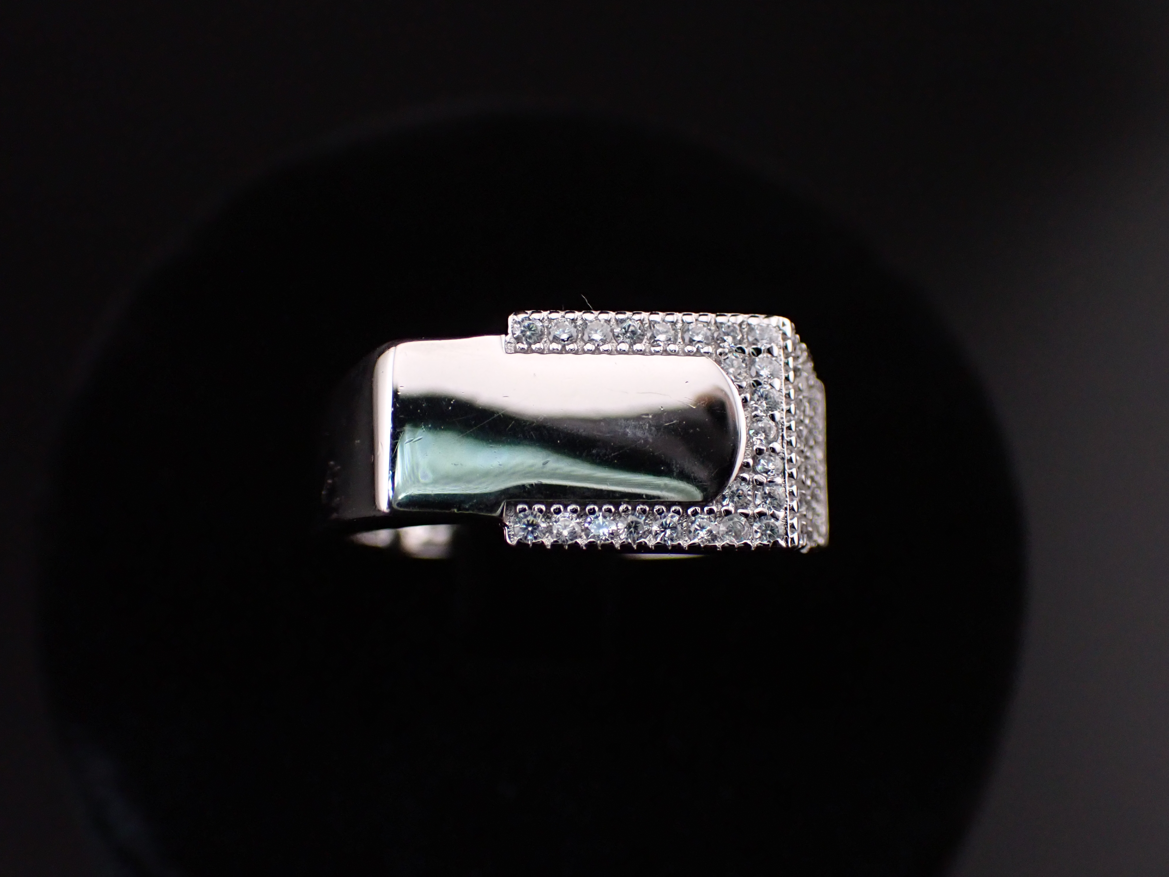 Sparkling Silver Men's Ring