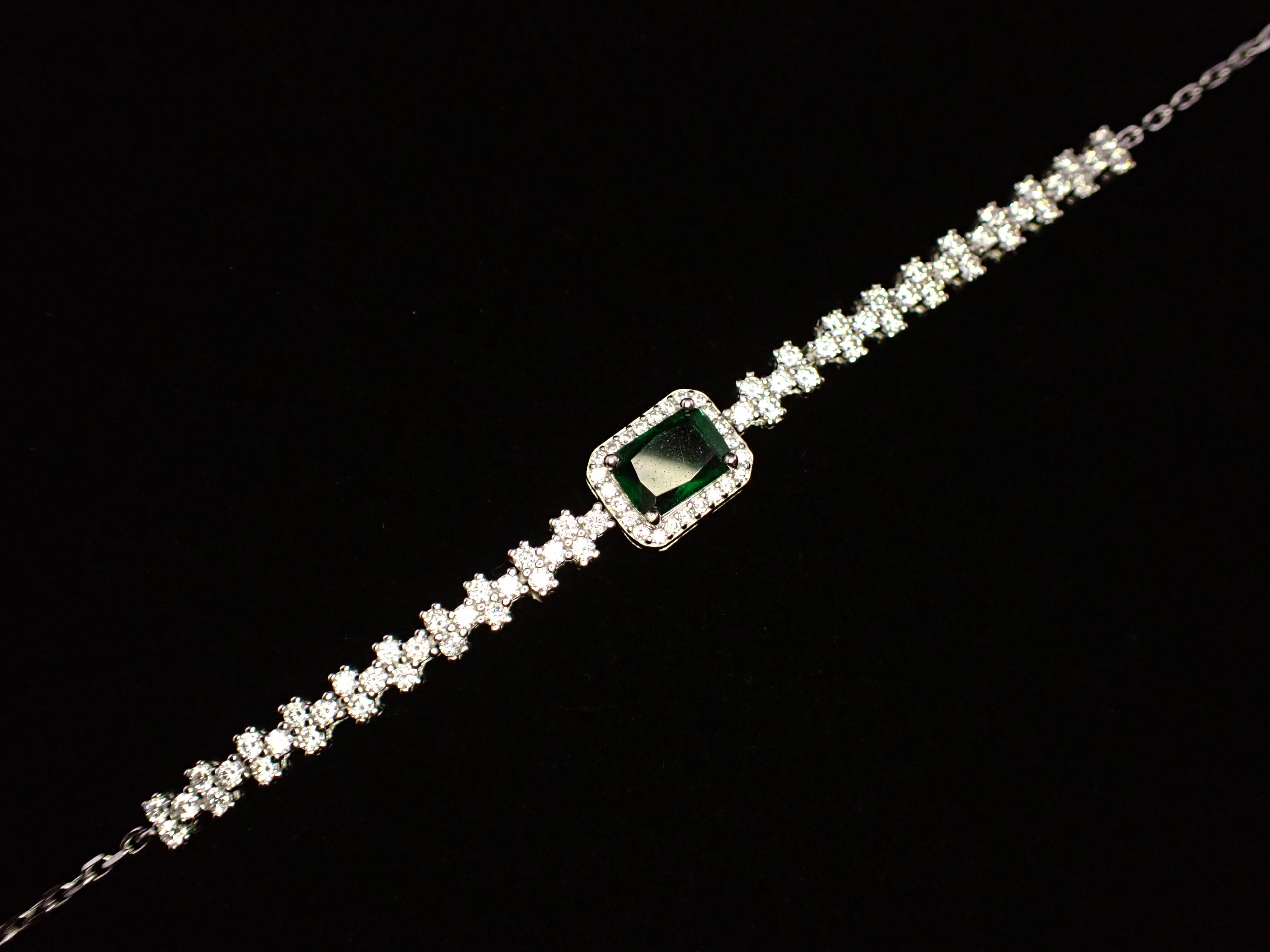 Green & White Stone Full Set