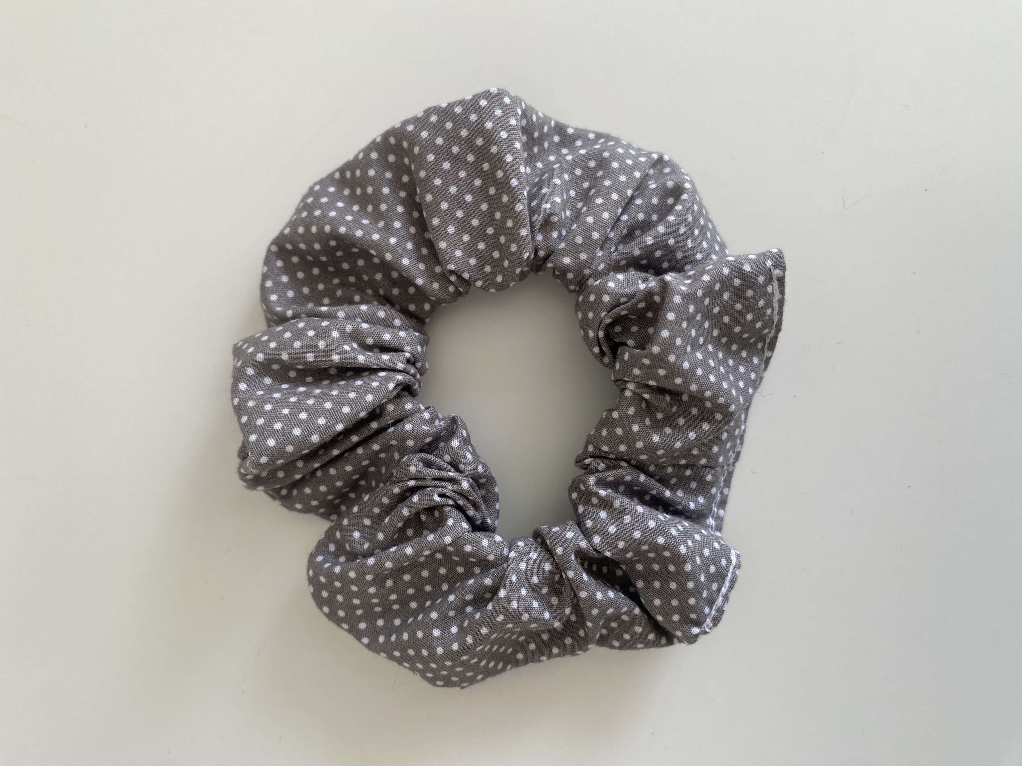 Elastique - gris à pois