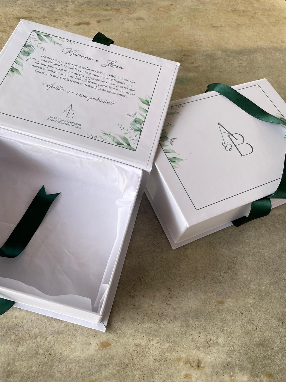 Caixa Cartonada Média