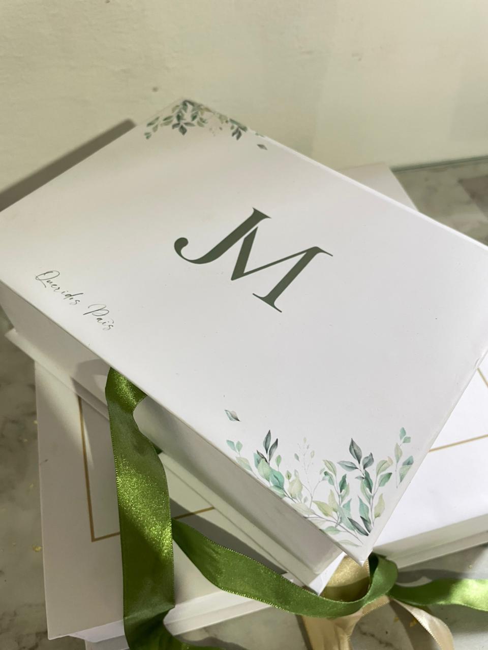 Caixa Cartonada Média