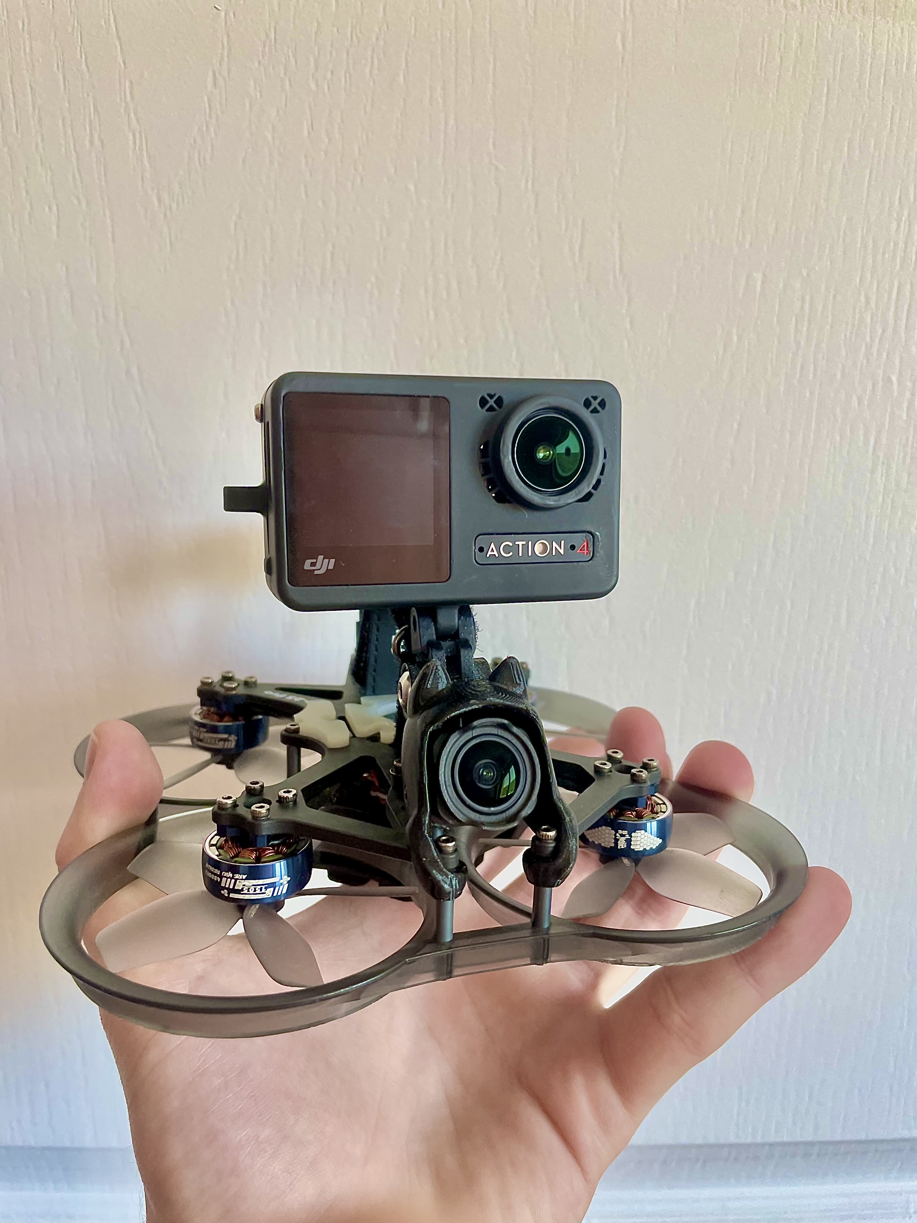 DJI Osmo Action 4 Naked Camera Kit