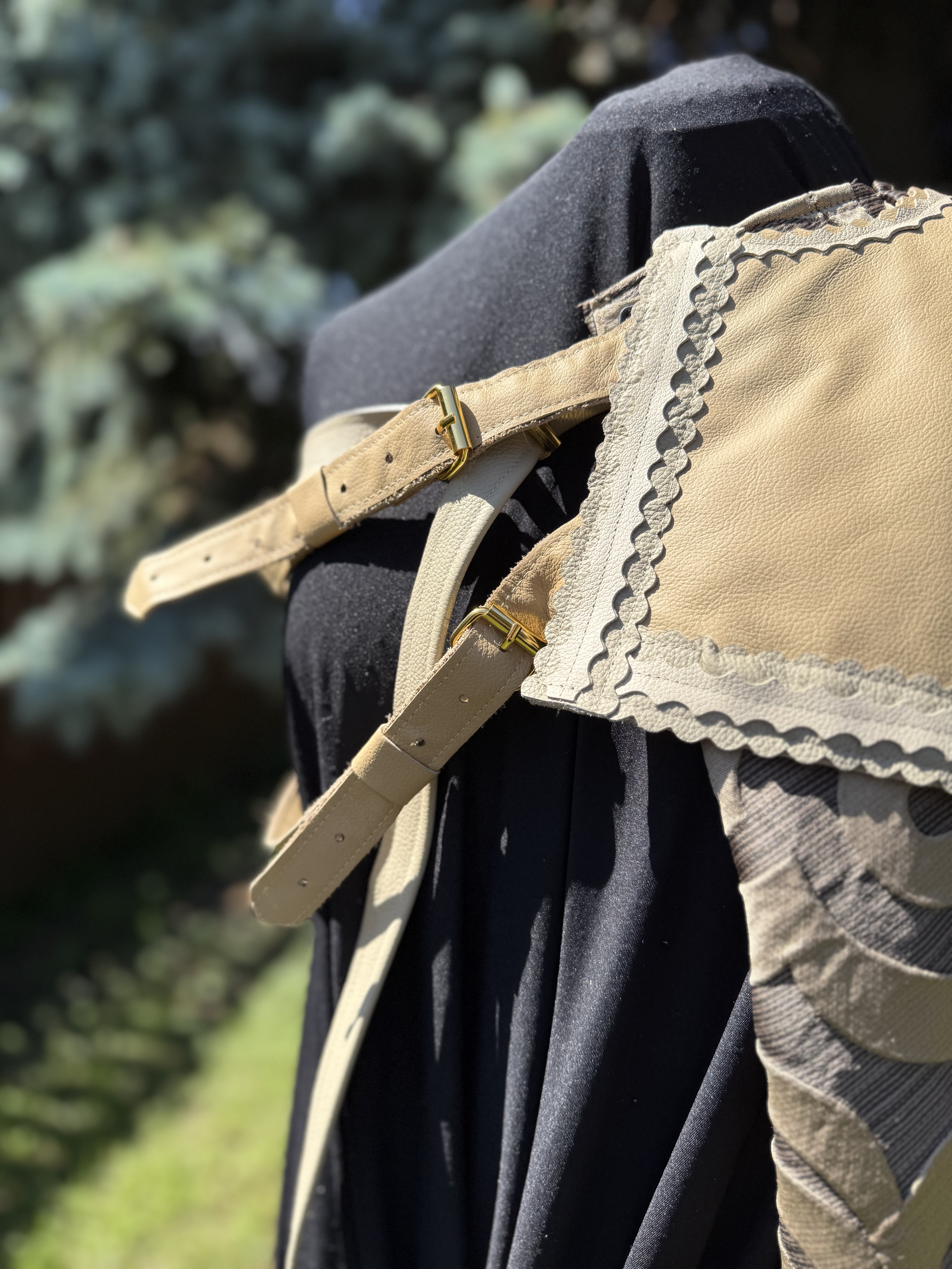 Jack Dough: Leather Medieval Fantasy Shoulder Armor