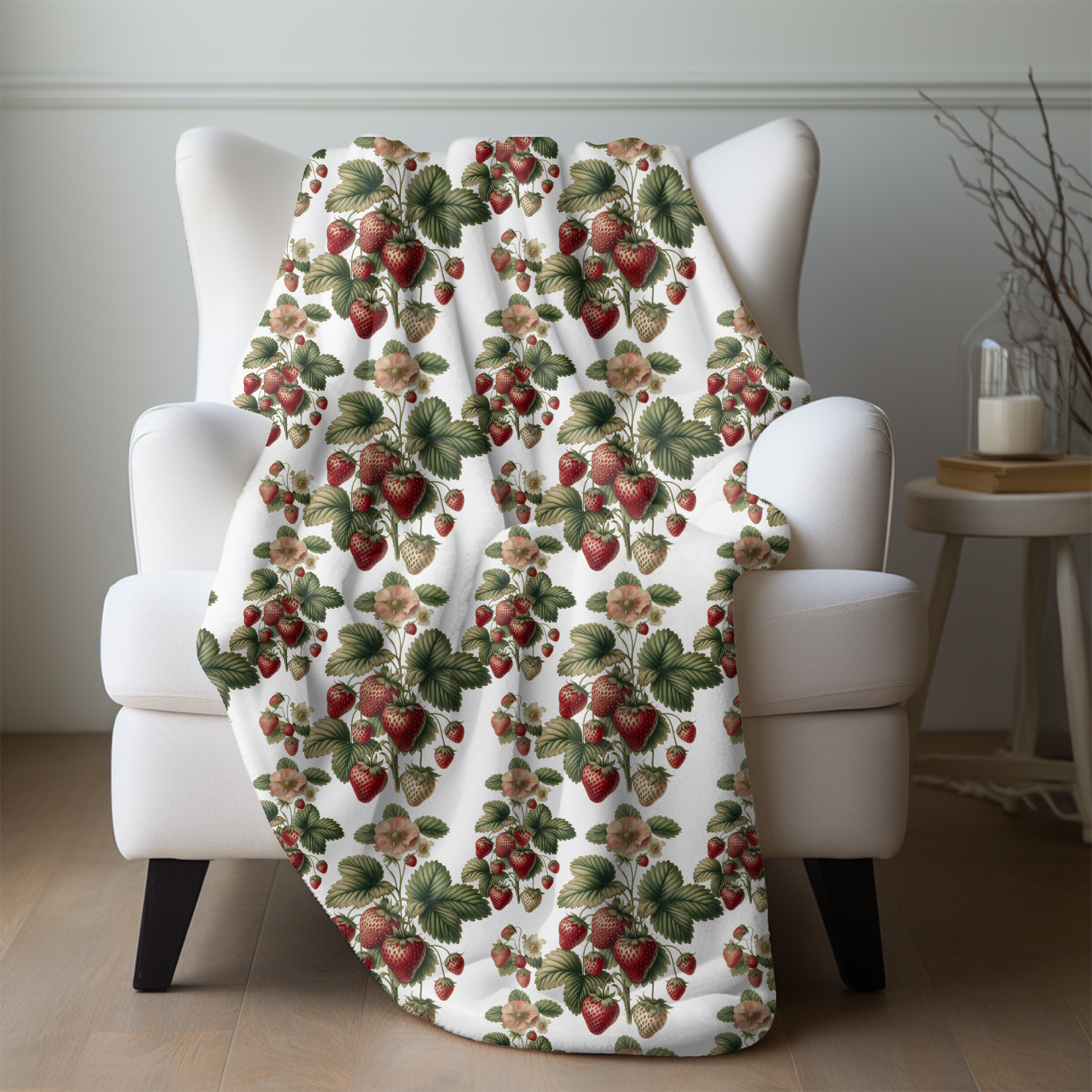 Vintage Strawberry Garden – Velveteen Blanket