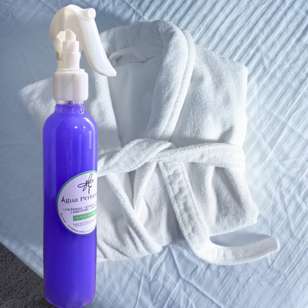 Água Perfumada: Jabuticaba, Lírio Rosa