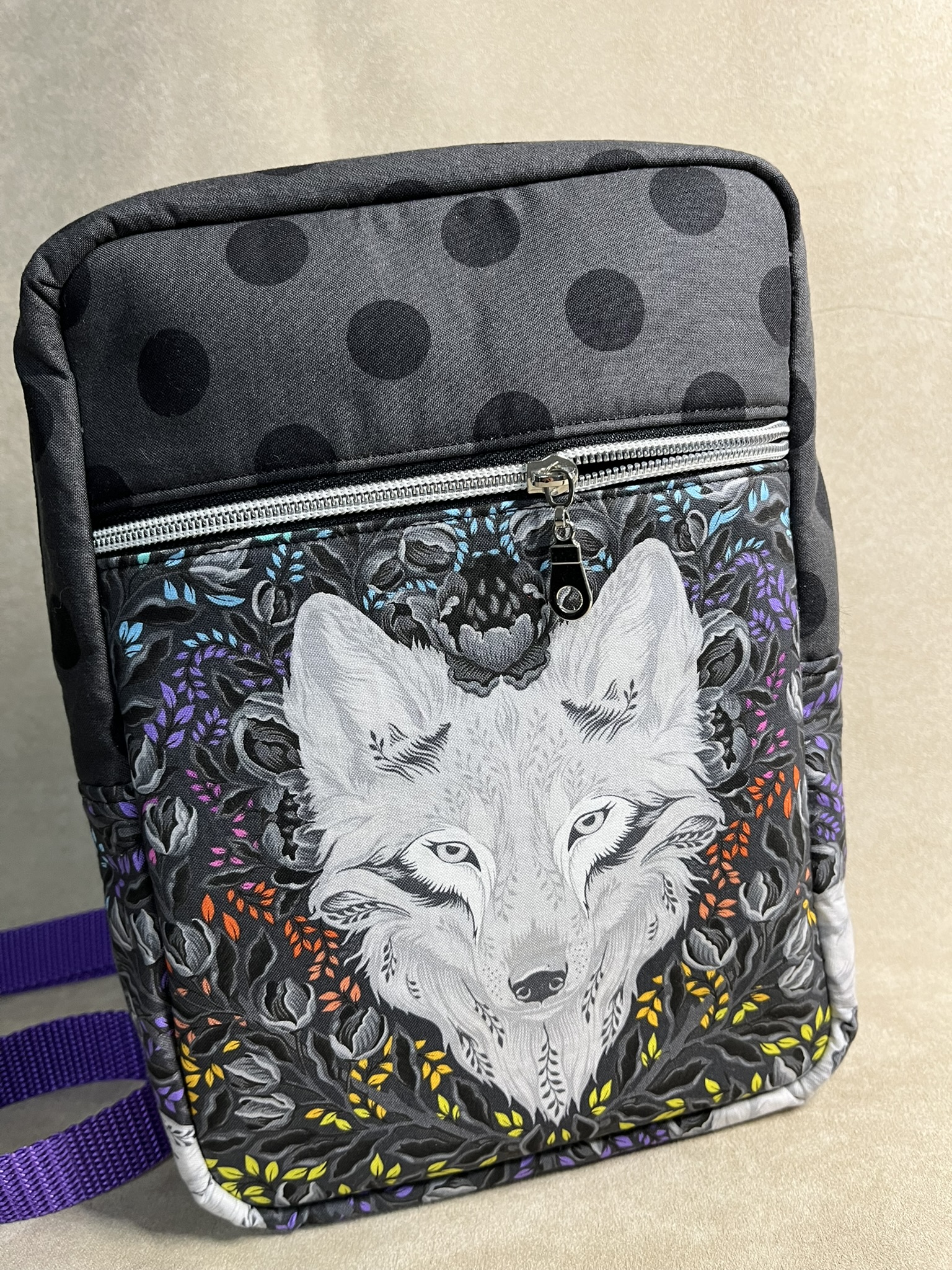 Medium Sling Bag – Gray Wolf - 'Graywork' by Tula Pink
