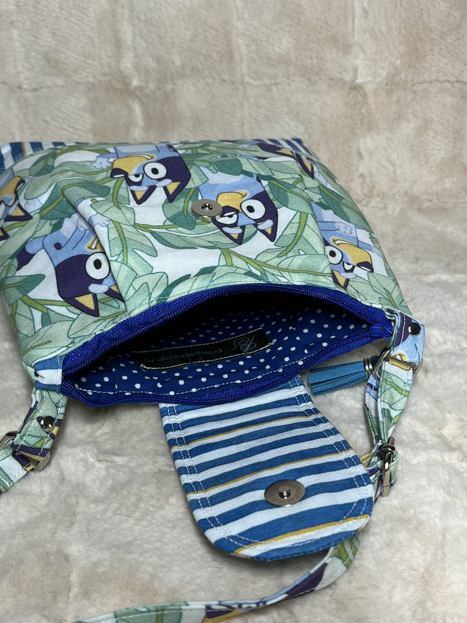 Bluey Pleated Mini Purse with Zipper and Magnetic Closure