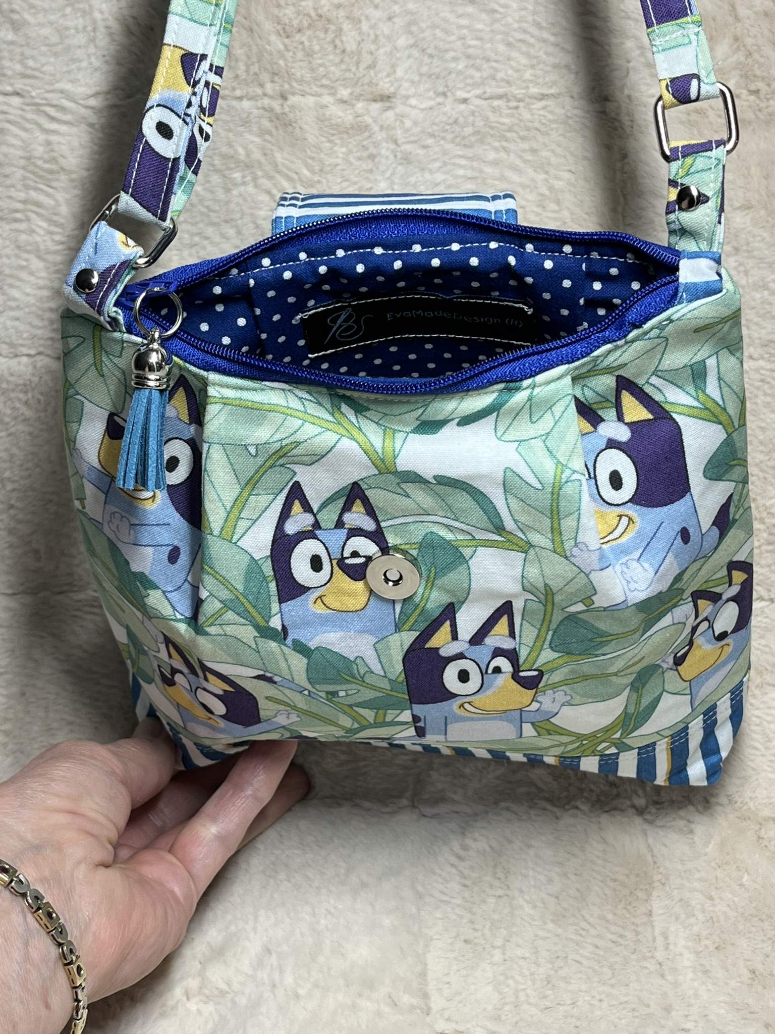 Bluey Pleated Mini Purse with Zipper and Magnetic Closure
