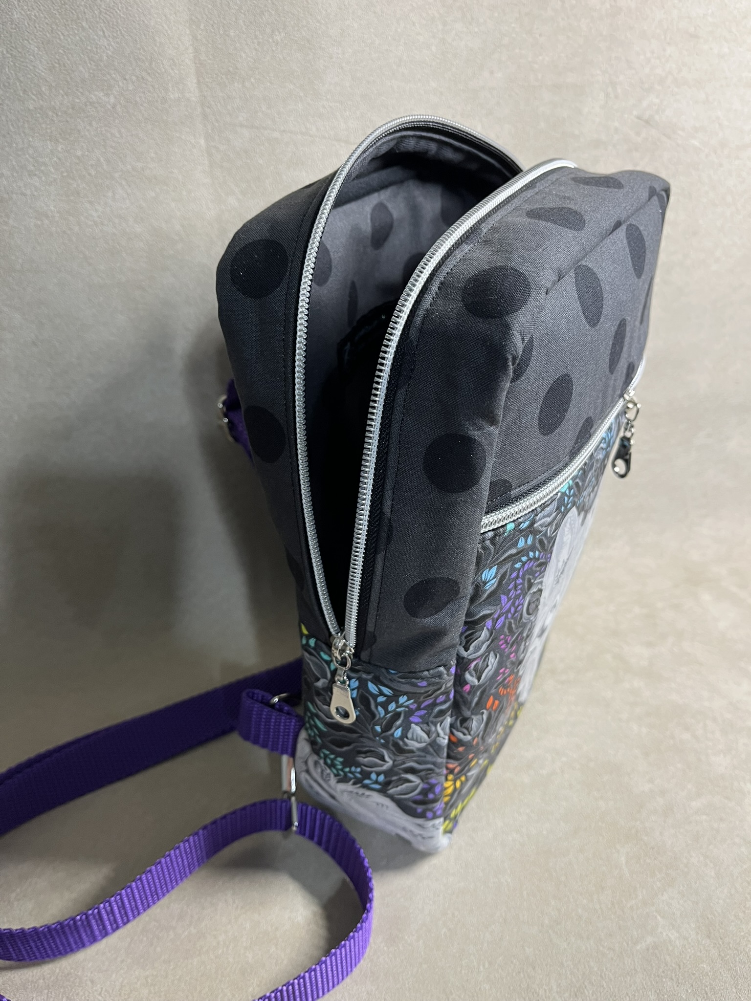 Medium Sling Bag – Gray Wolf - 'Graywork' by Tula Pink