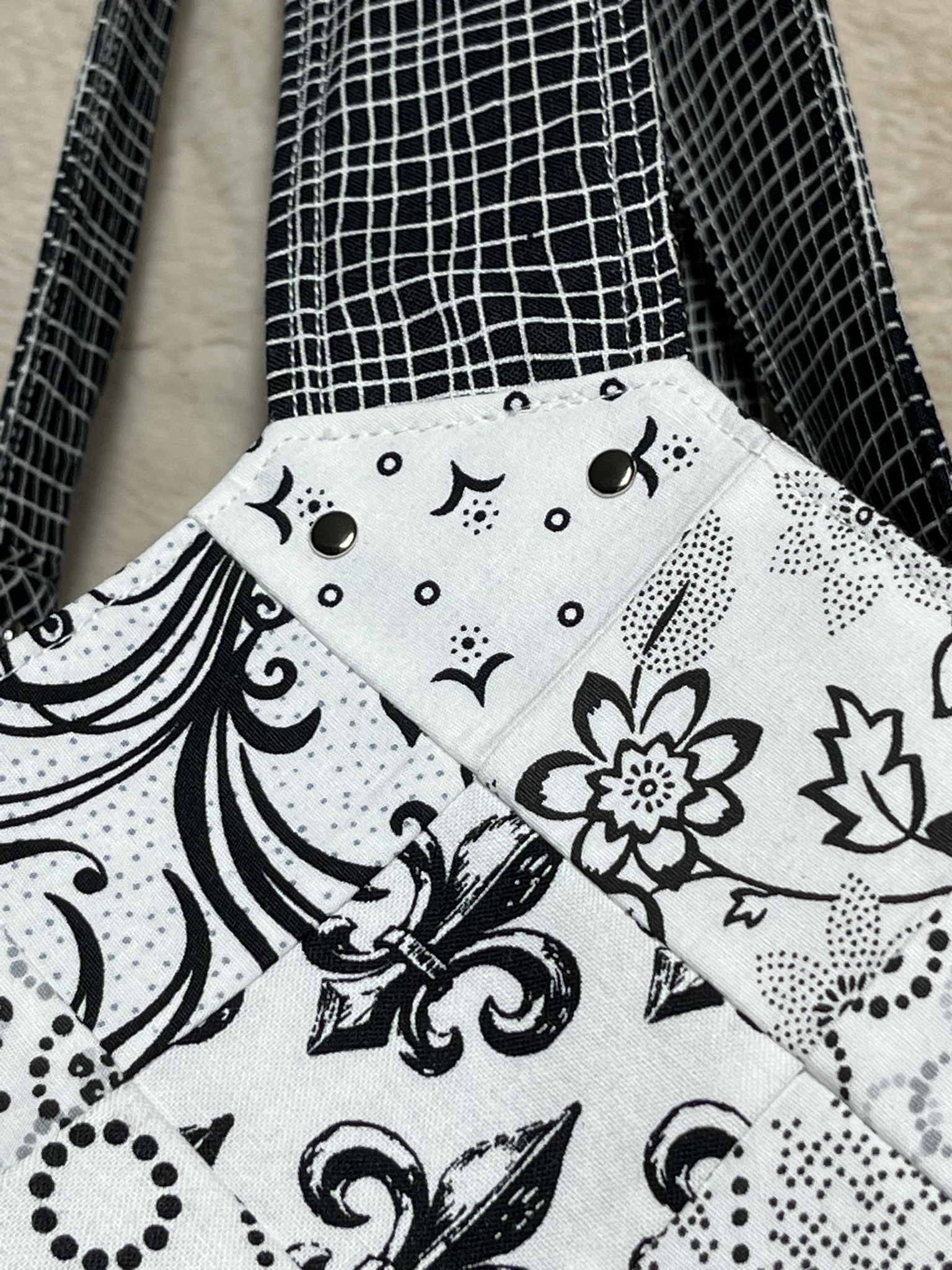 Black & White Large Mondo Bag, Reversible