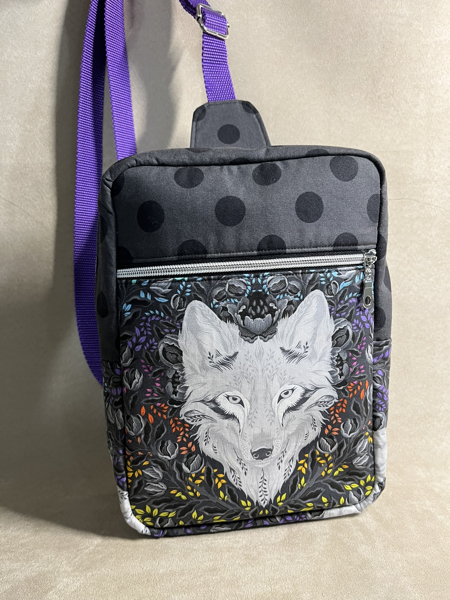 Medium Sling Bag – Gray Wolf - 'Graywork' by Tula Pink