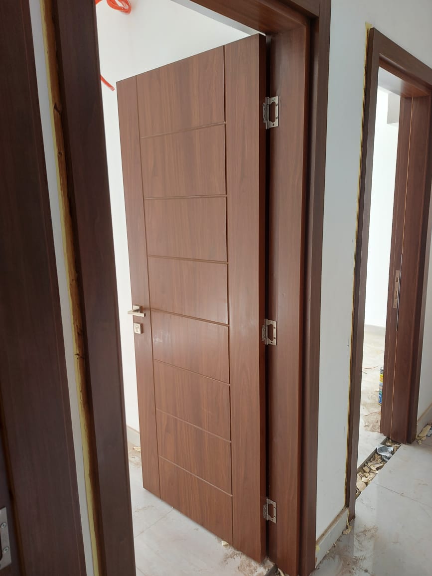  النوع الثانيHPL Interior Door – Type 2 – Router Engraved