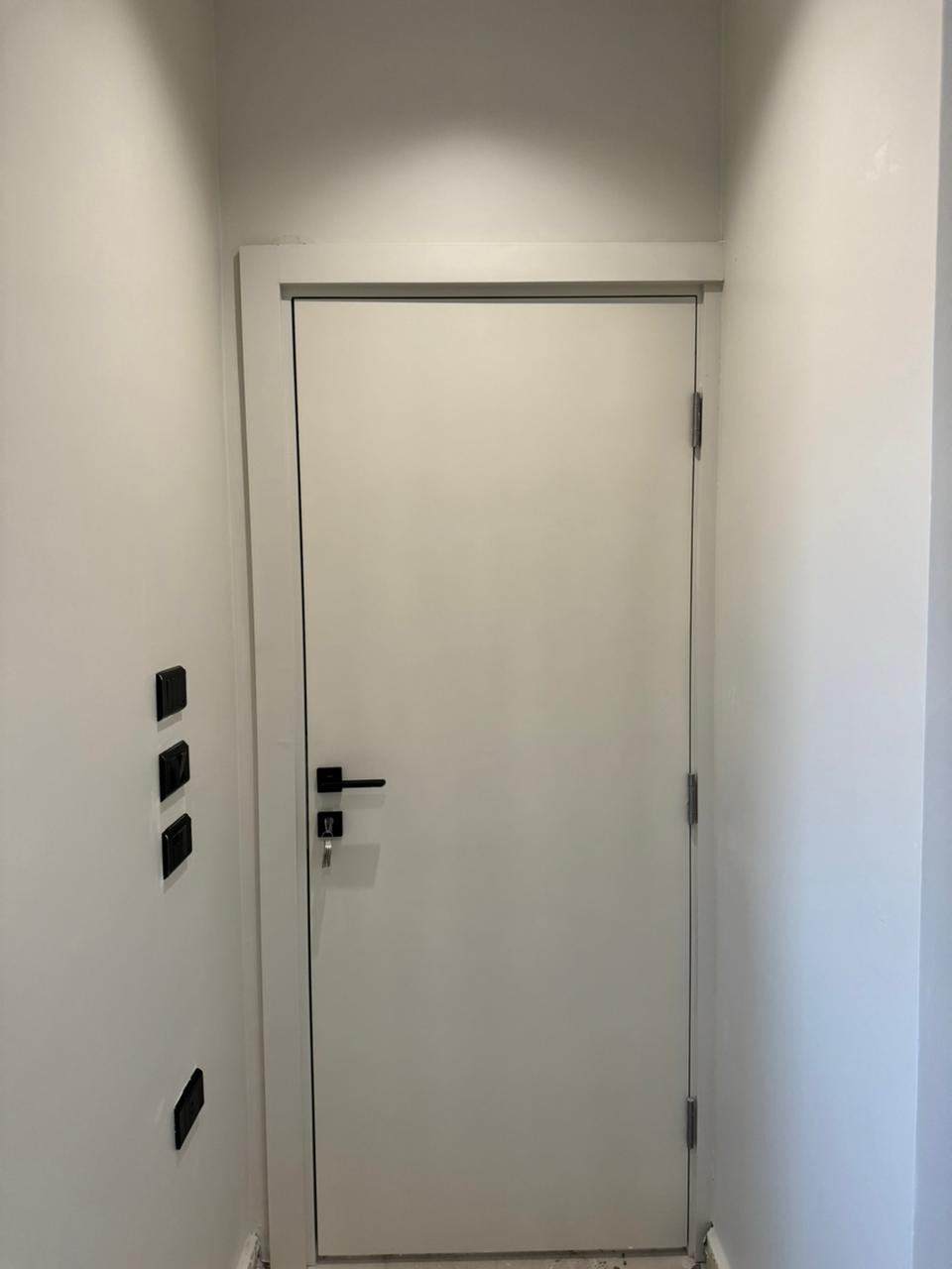 باب داخلي – النوع الثاني – MDF بدون حفر + دهان دوكو / Interior Door – Type 2 – Plain MDF with Duco Paint