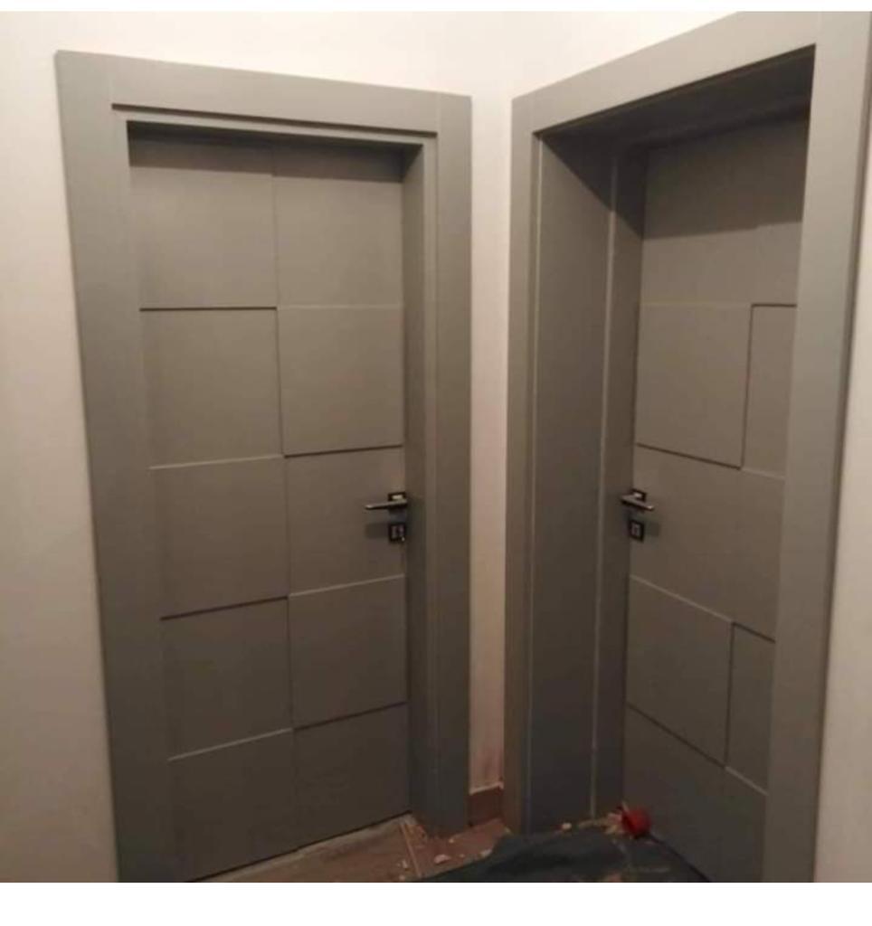 باب داخلي – النوع الثاني – دهان دوكو بحشوات لاطش / Interior Door – Type 2 – Duco Finish with Panel Design