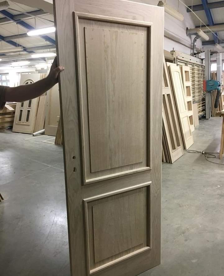 باب داخلي – النوع الثالث – مصمط من خشب موسكي طبيعي / Interior Door – Type 3 – Solid Moski Wood Core