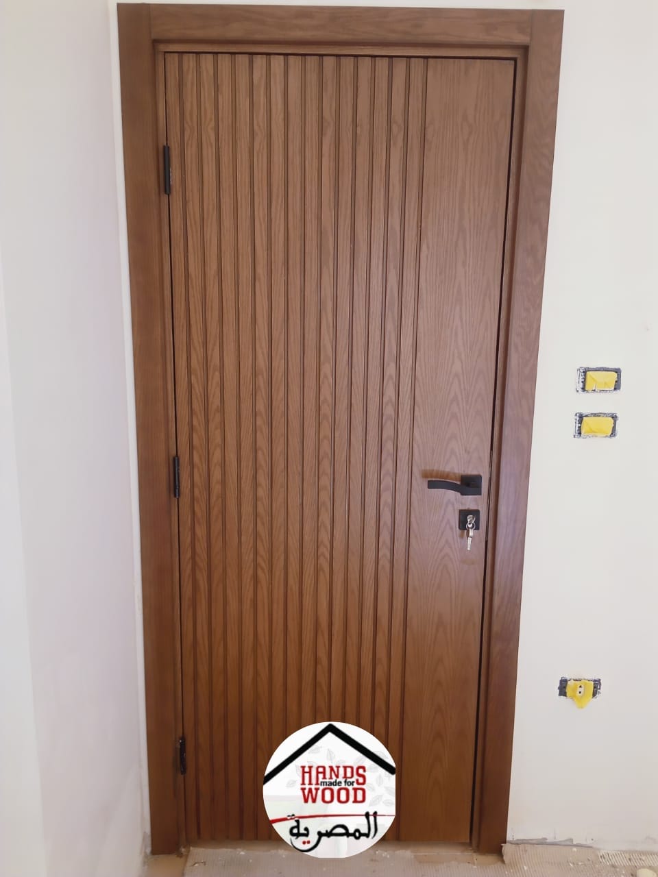 باب داخلي – النوع الثاني – قشرة أرو طولية بحفر لاوتر / Interior Door – Type 2 – Oak Veneer with Router Engraving