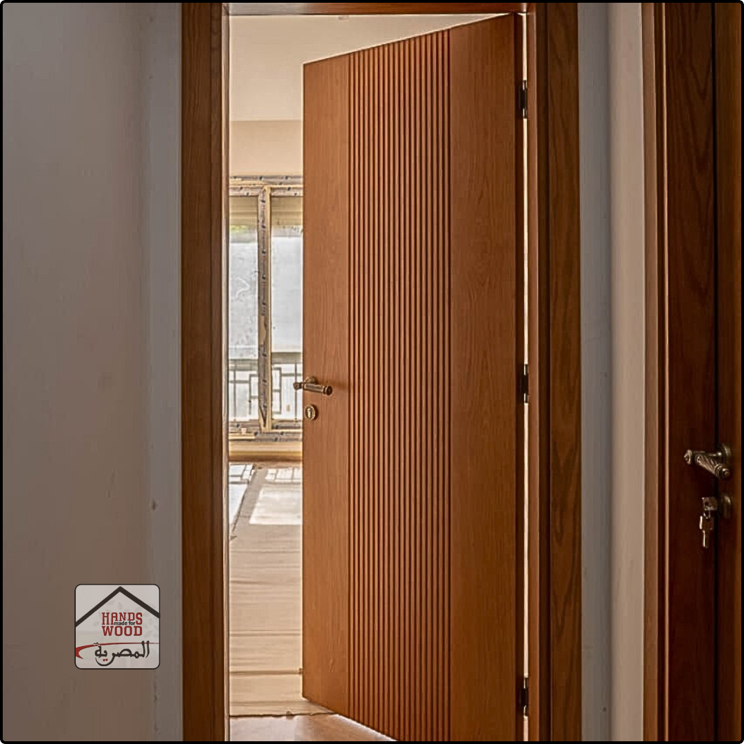باب داخلي – النوع الثاني – قشرة أرو طولية بحفر لاوتر / Interior Door – Type 2 – Oak Veneer with Router Engraving