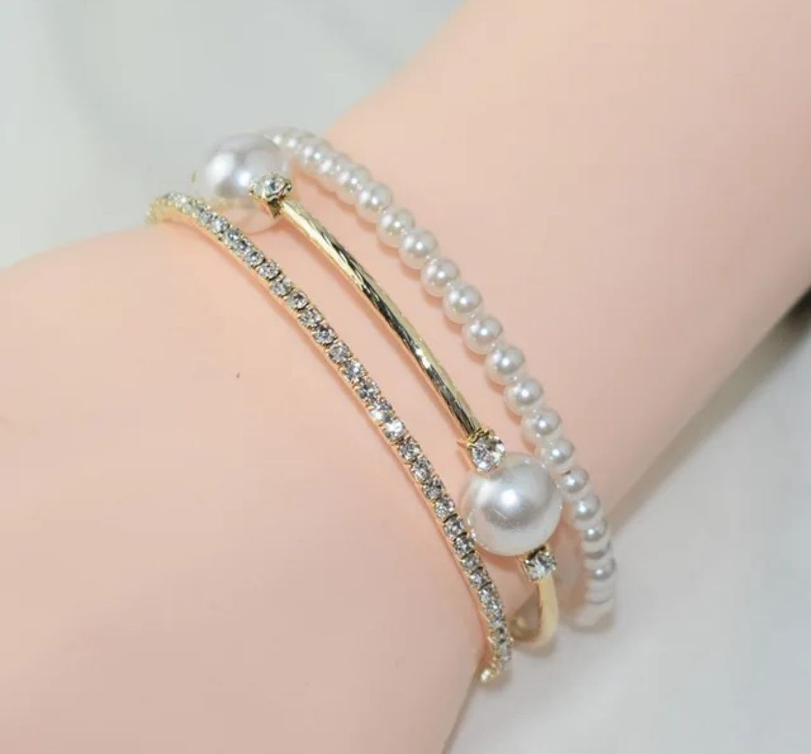 Gold & Pearl Elegance Bracelet Set