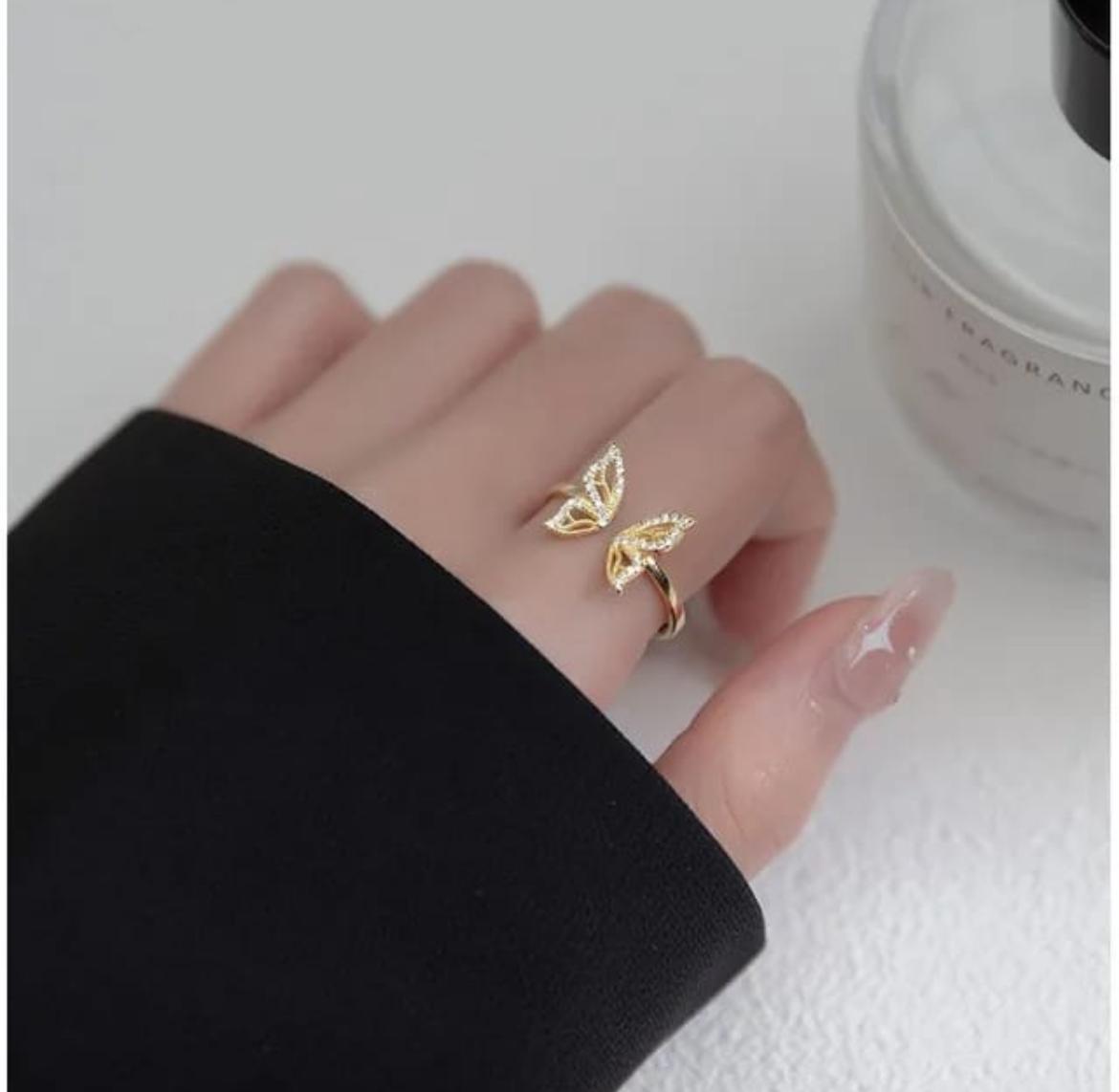 Golden Butterfly Leaf Open Ring