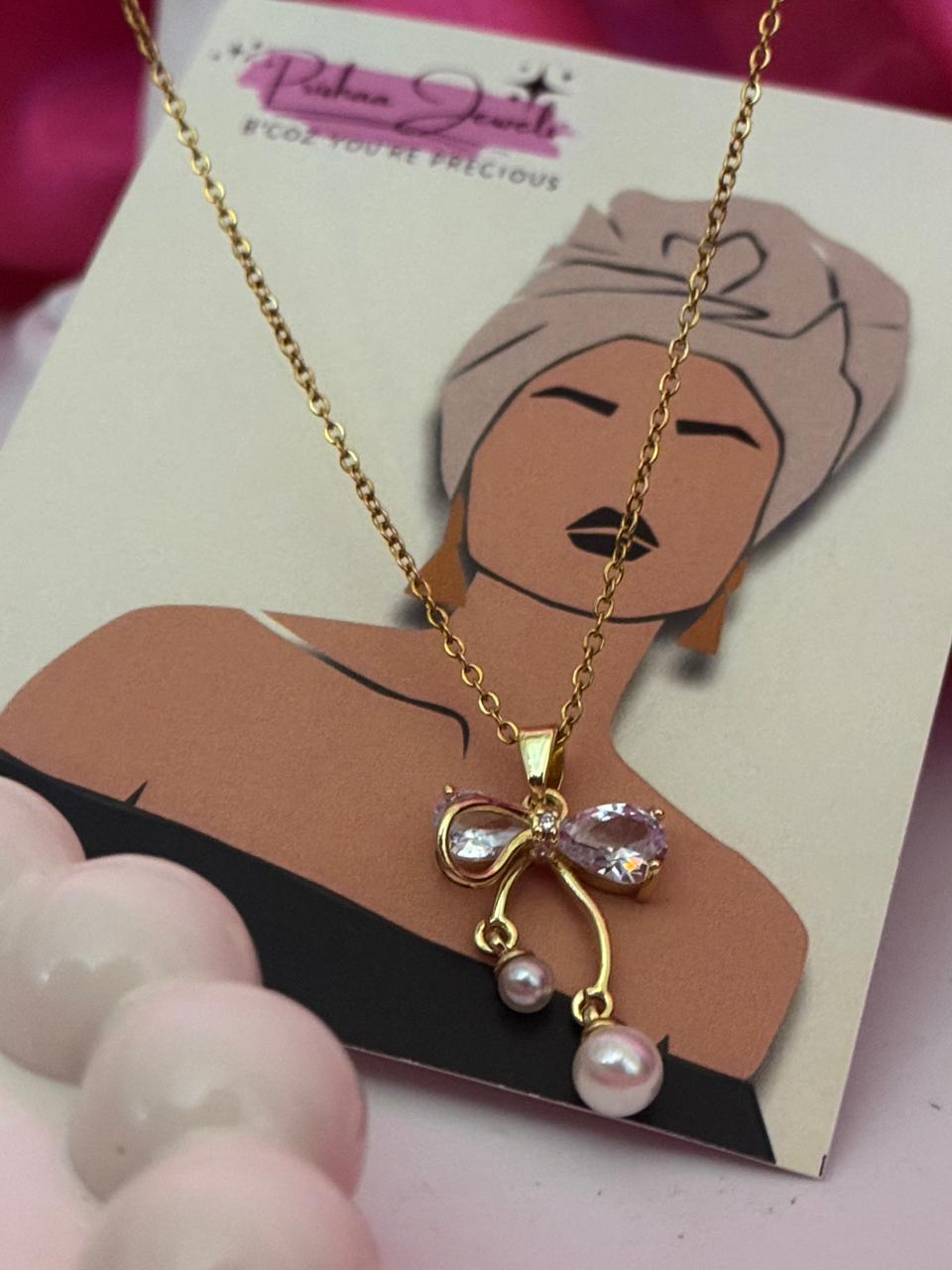 pearl Blush Bow Necklace 