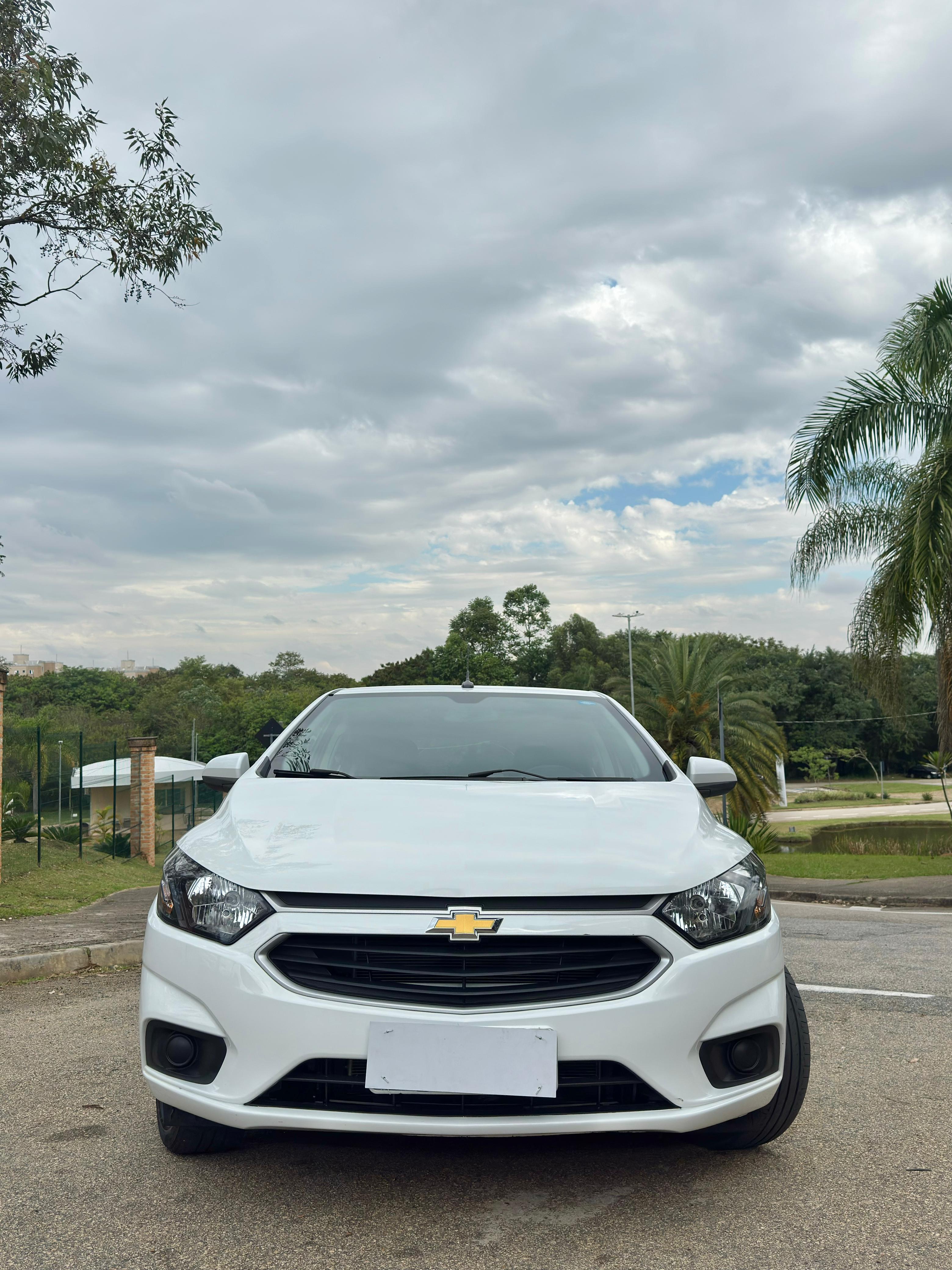 ONIX LT 1.4 FLEX COMPLETO AUTOMÁTICO!!