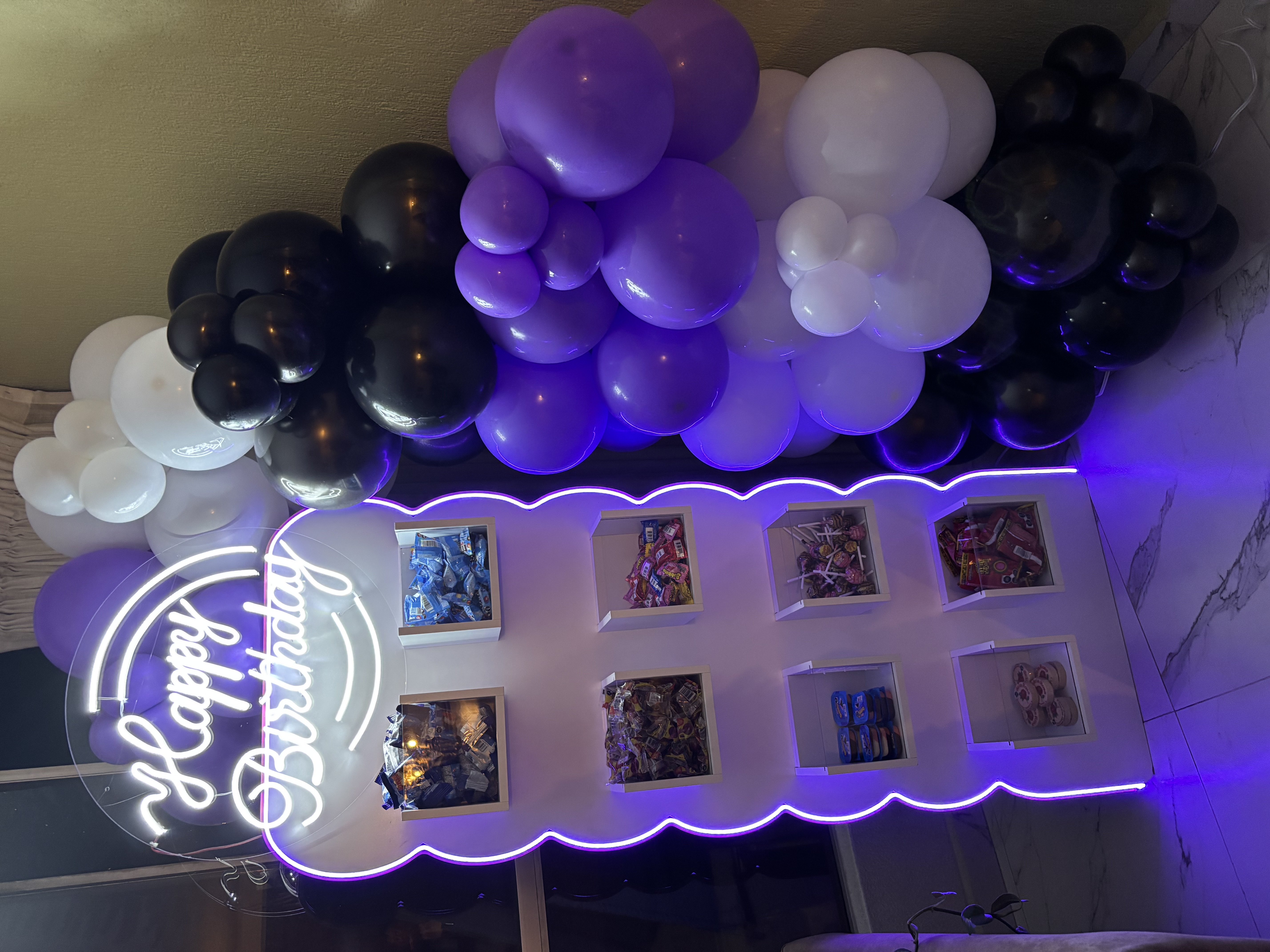 Renta Candy Bar con globos 
