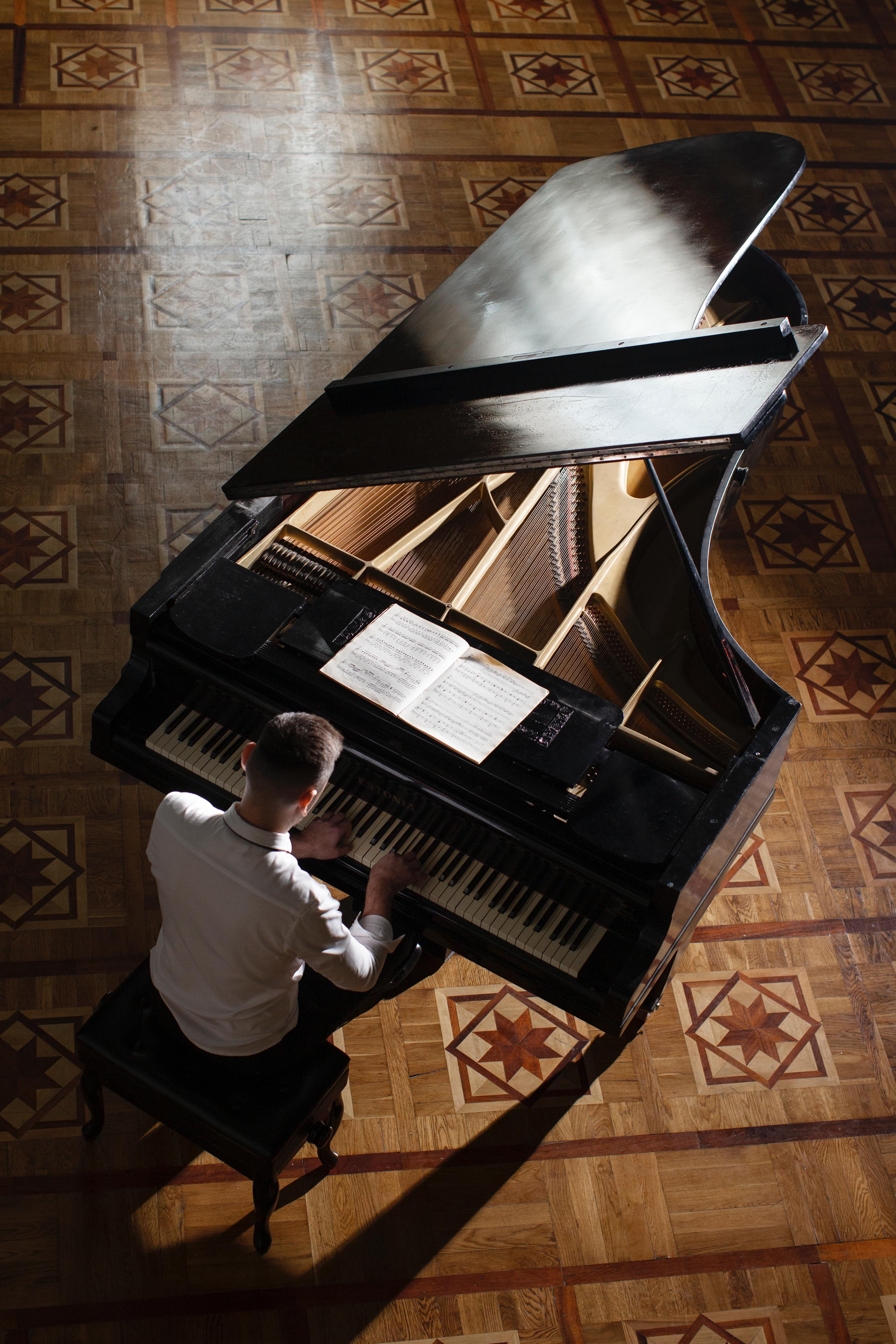 The Adult Piano Course