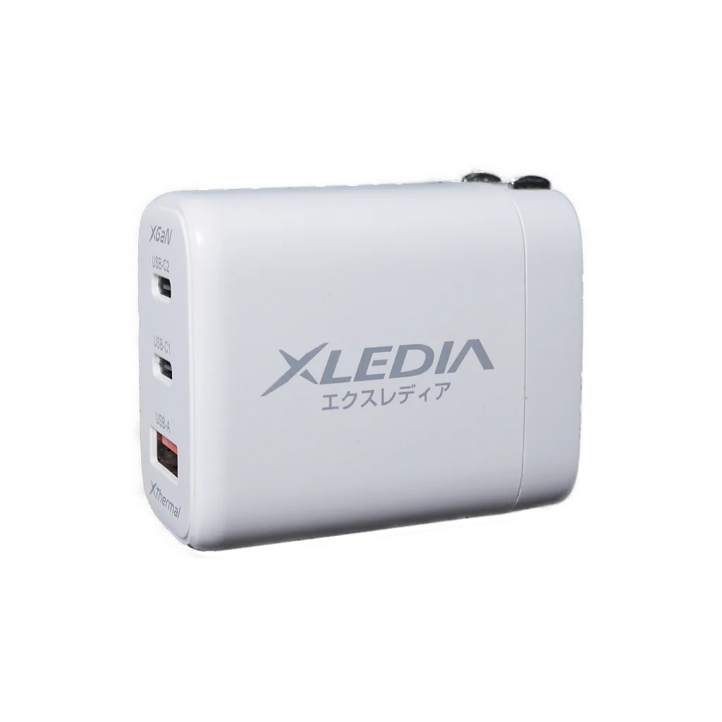 Ultra 65 急速充電器 3ポート搭載 (USB-C x2 + USB-A x1)