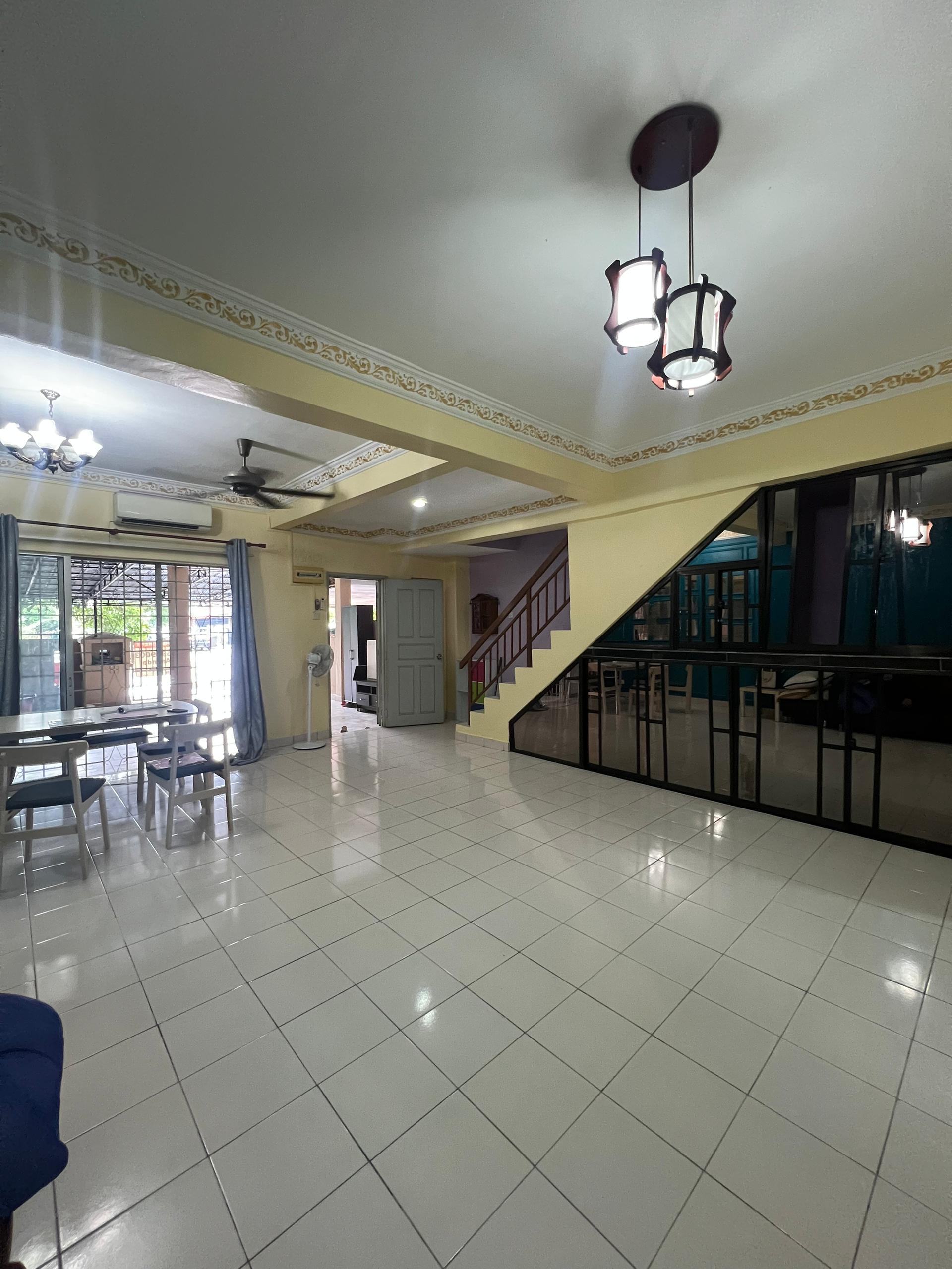 ALAM JAYA, PUNCAK ALAM, SELANGOR @ 2 STOREY 🏠RENOVATED