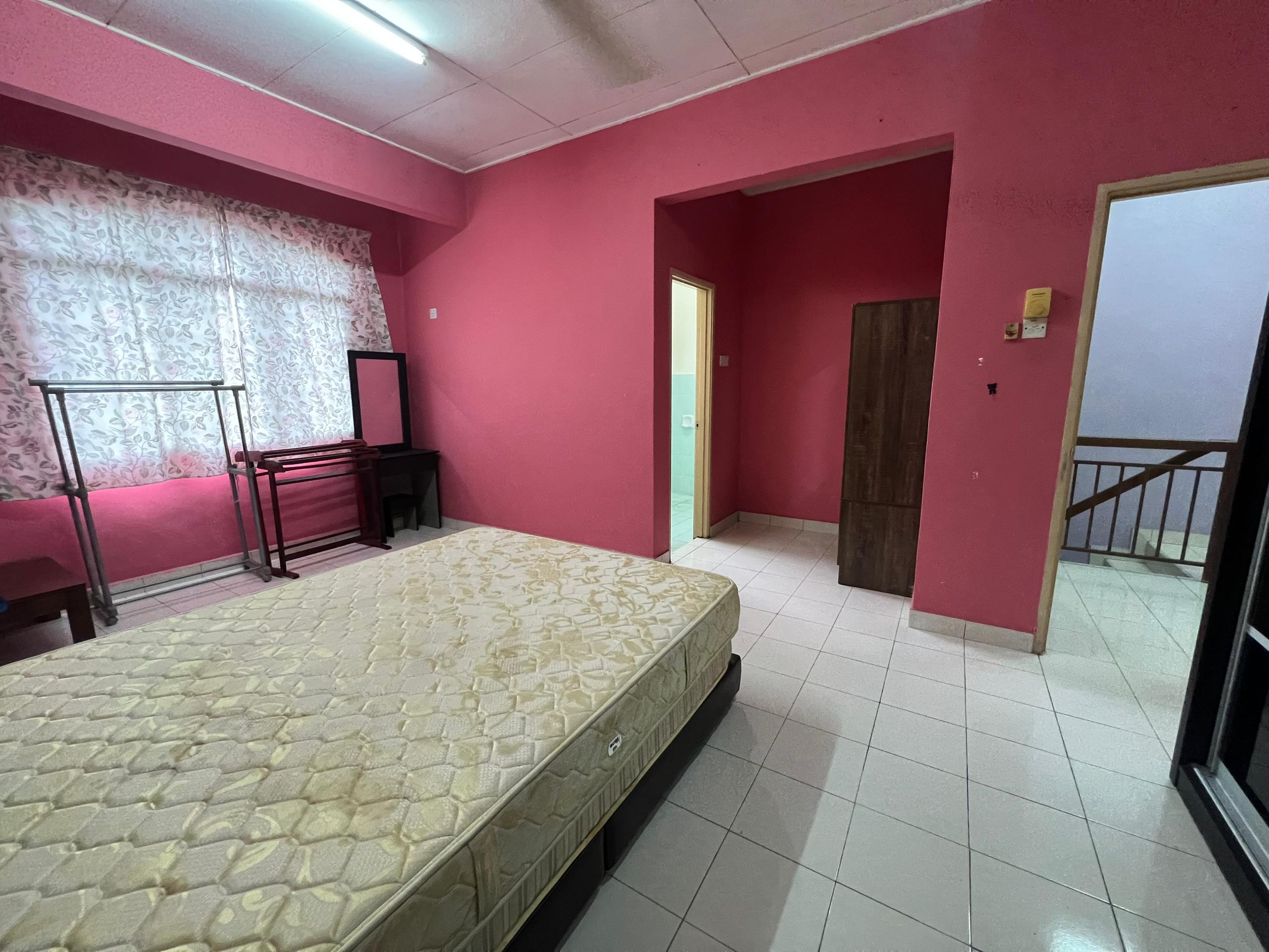 ALAM JAYA, PUNCAK ALAM, SELANGOR @ 2 STOREY 🏠RENOVATED