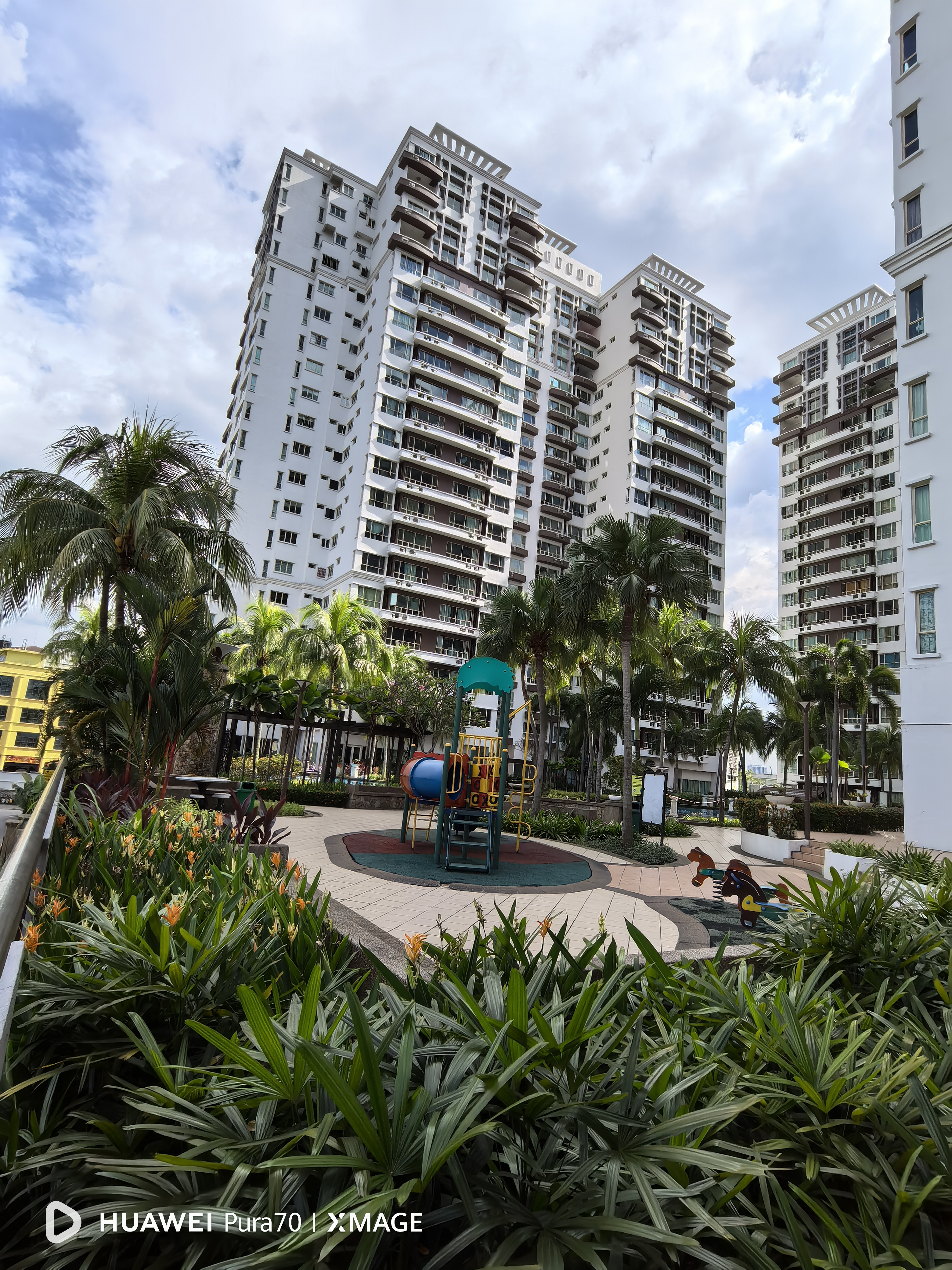 East Lake Residence @ Seri Kembangan (penthouse) 🏙️