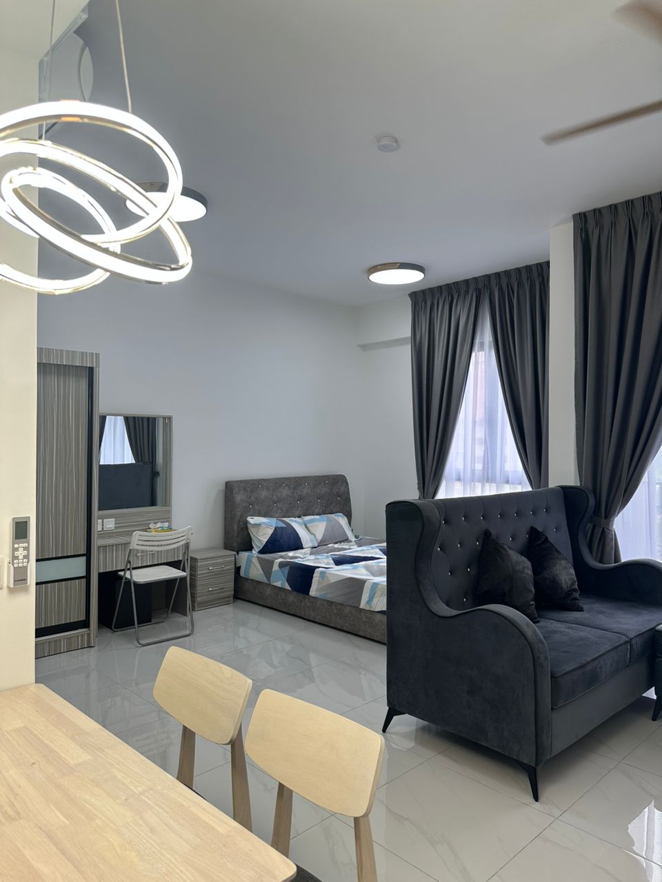 Studio Seri Kembangan @ Equine Residence (For Rent)🛏️ 1Bedrooms  🛁 1 Bathrooms  🛋️ Fully Furnished