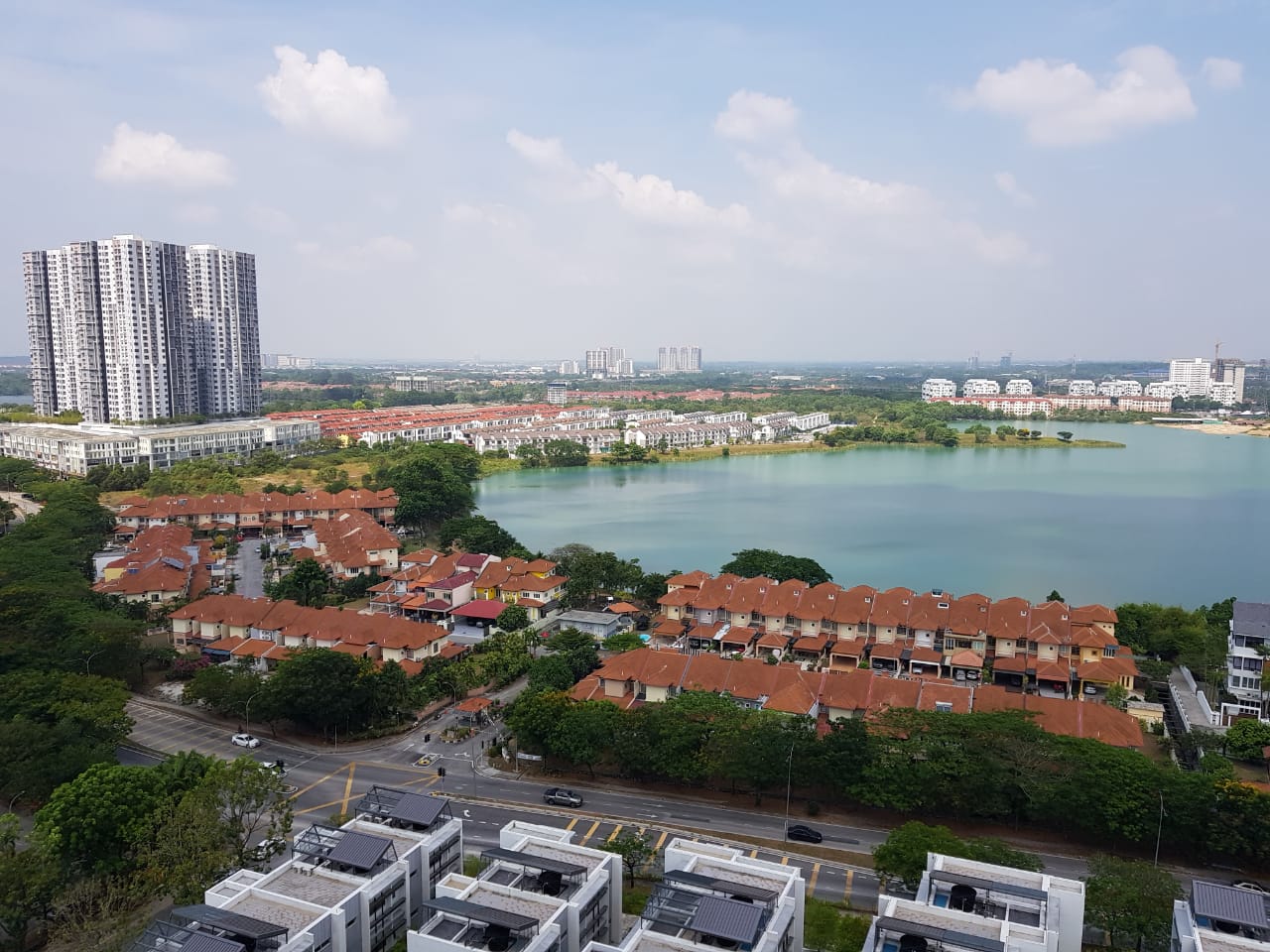 Elevia Residence, Taman Rasik Prina, Puchong🏢 For Sale 