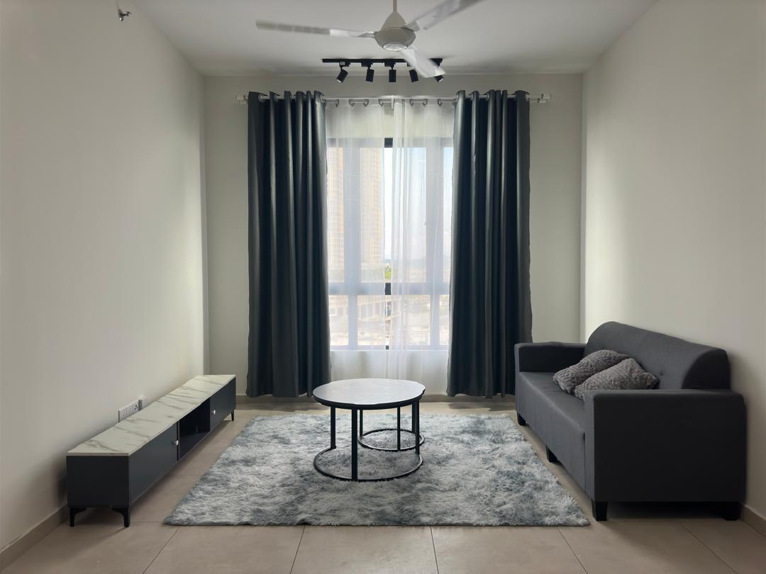 🏢 Meta City @ Equine Park – For Rent