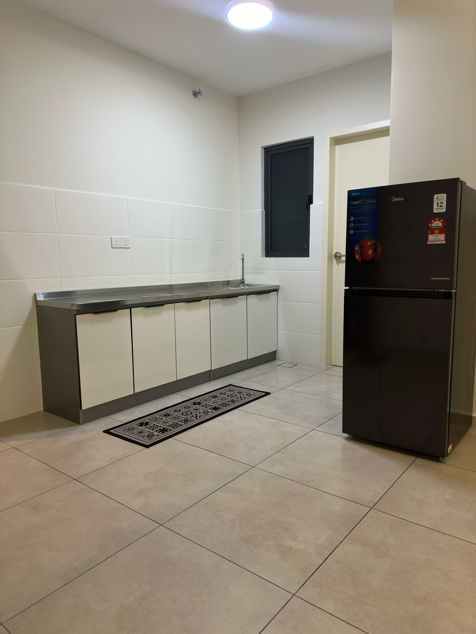 🏢 Meta City @ Equine Park – For Rent