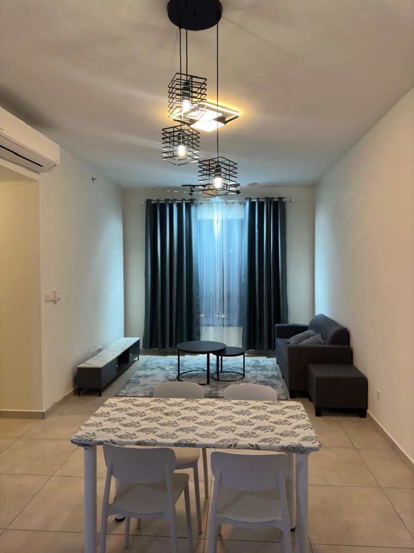 🏢 Meta City @ Equine Park – For Rent