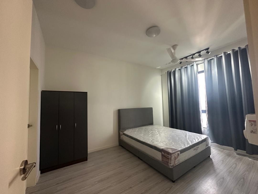 🏢 Meta City @ Equine Park – For Rent